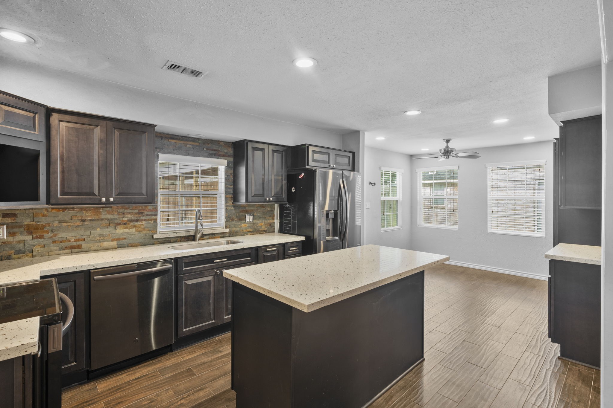 10519 Fawnview Drive Property Photo 13