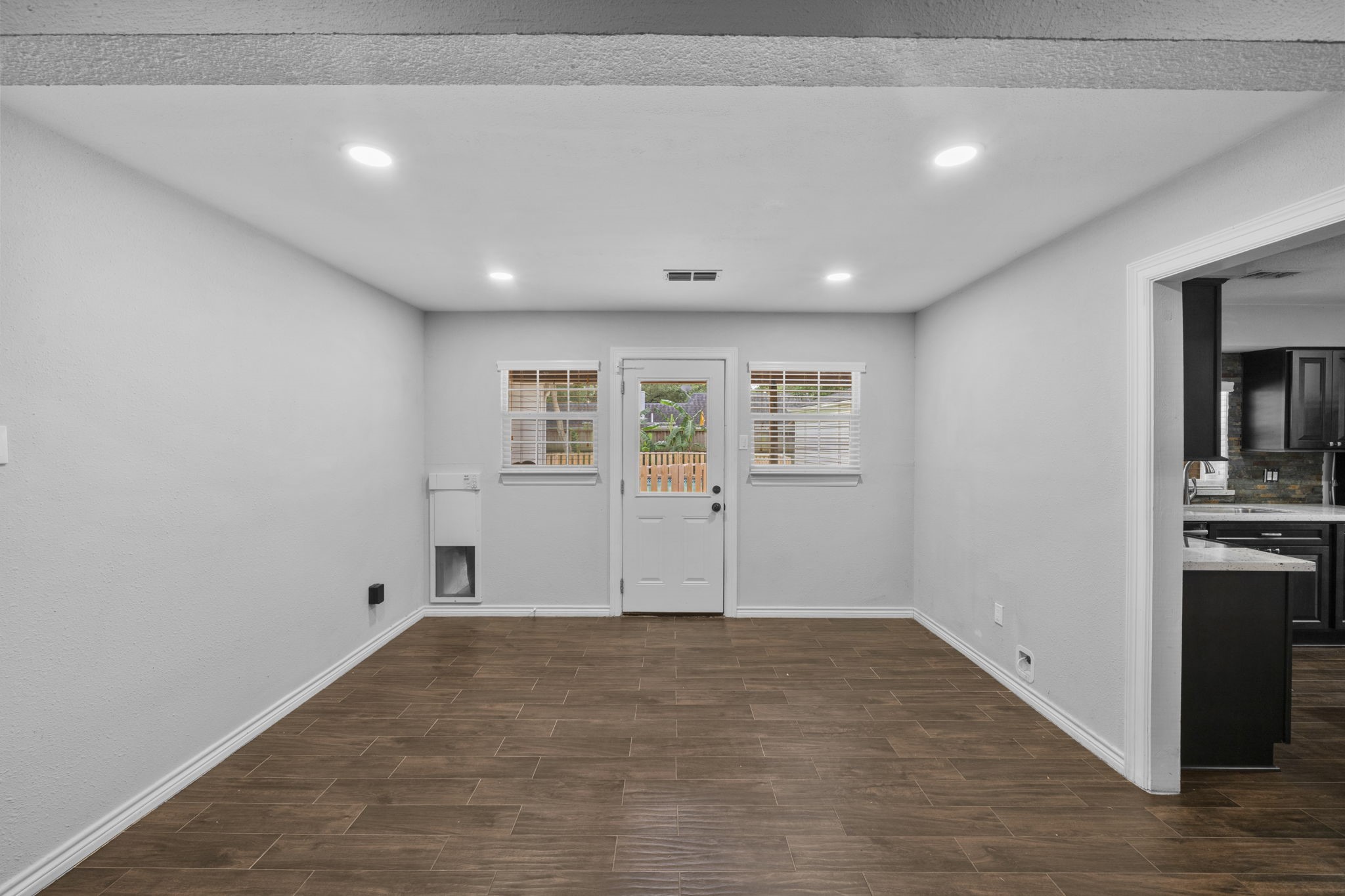 10519 Fawnview Drive Property Photo 15