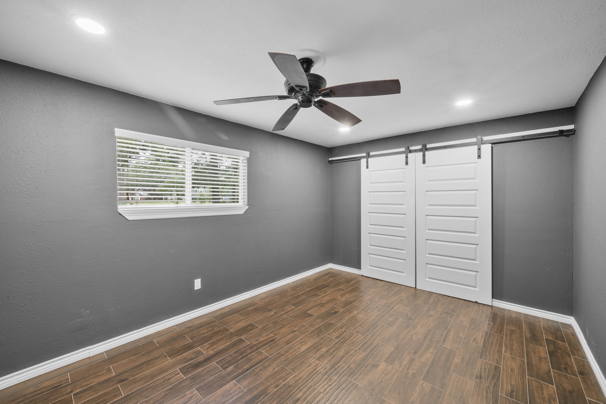 10519 Fawnview Drive Property Photo 33