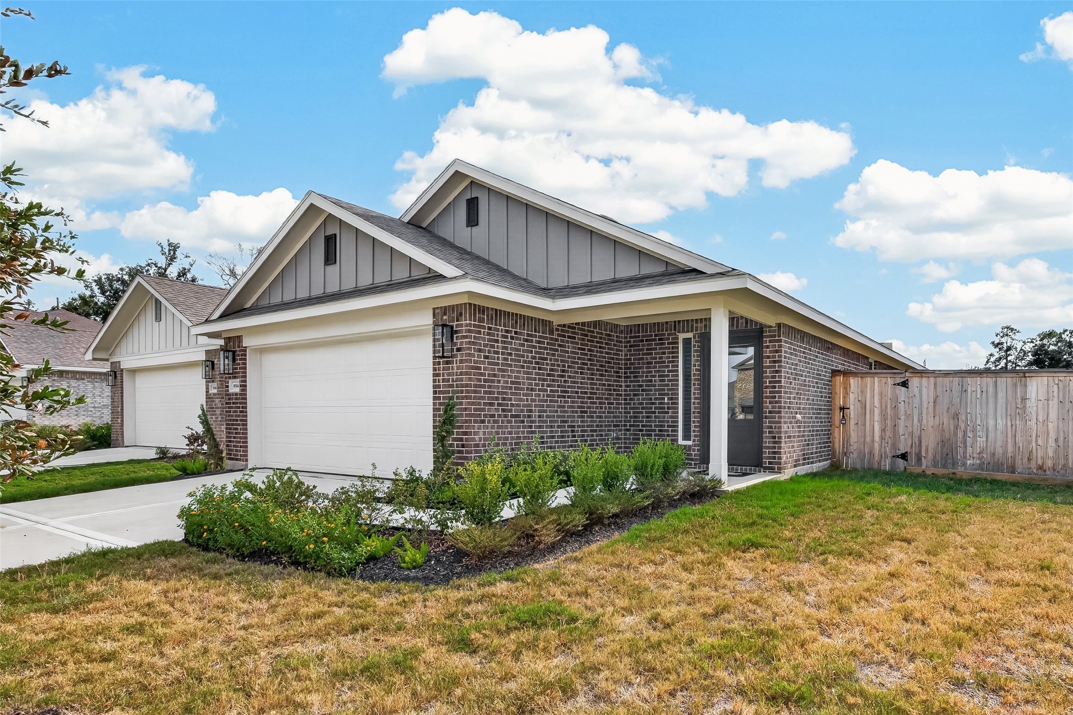 9304 Hard Rock Road Property Photo 4