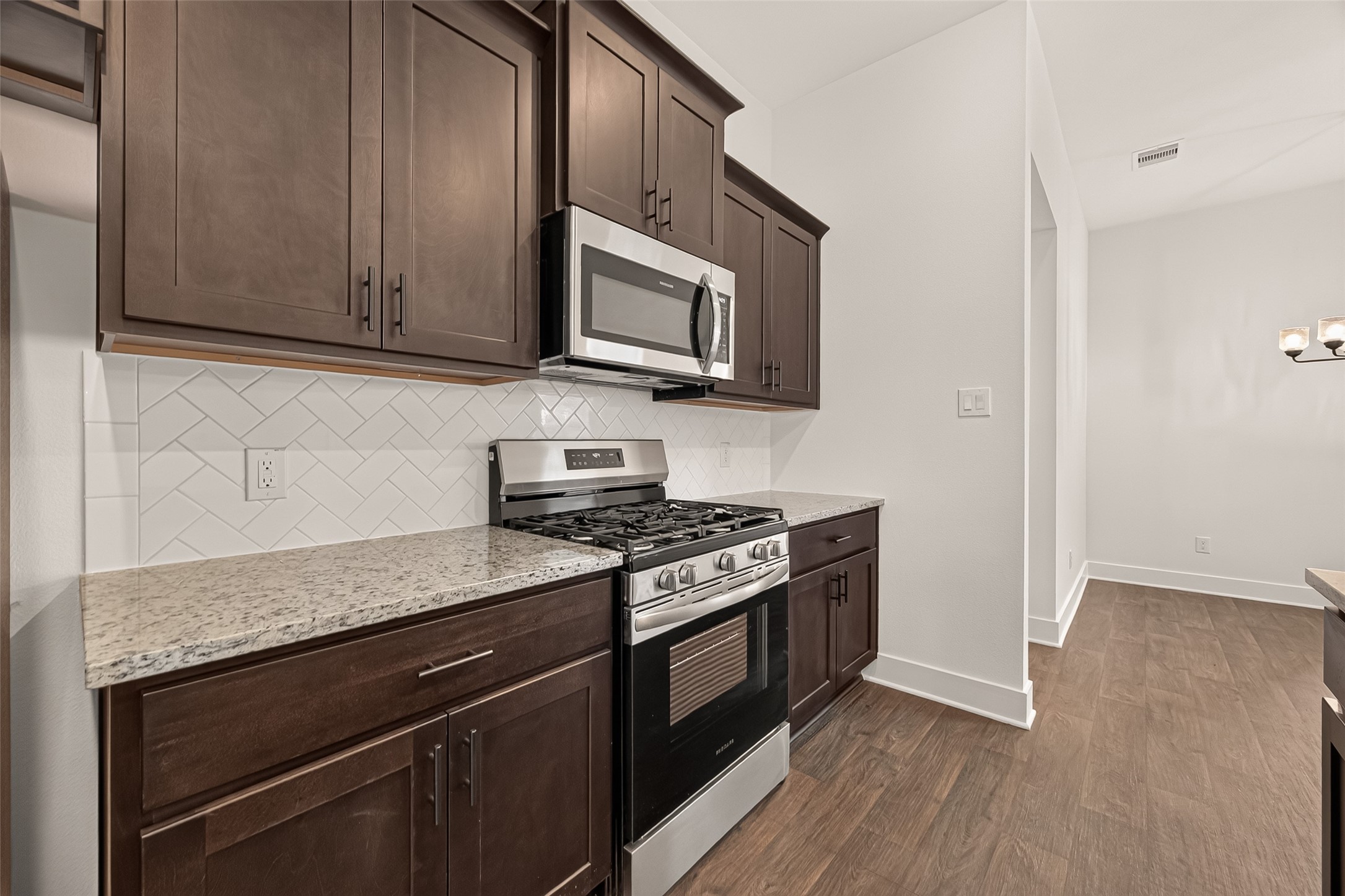 9304 Hard Rock Road Property Photo 10