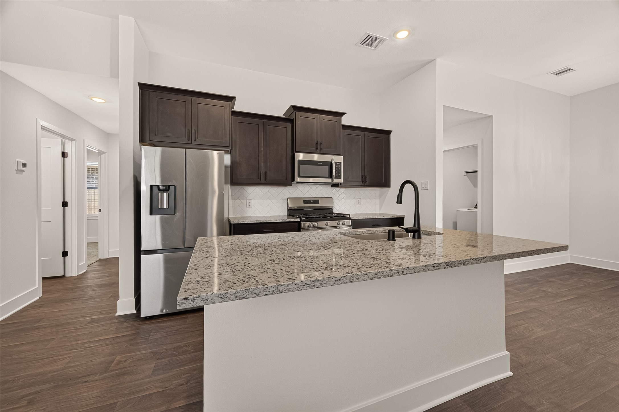 9304 Hard Rock Road Property Photo 12