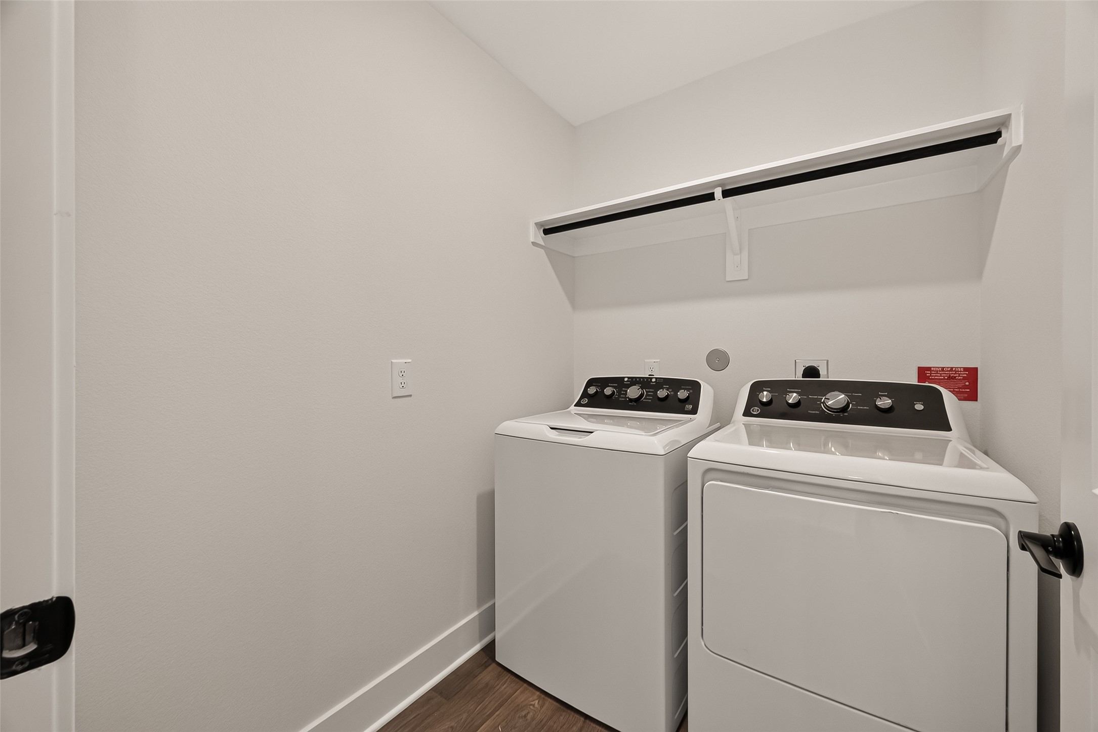 9304 Hard Rock Road Property Photo 16