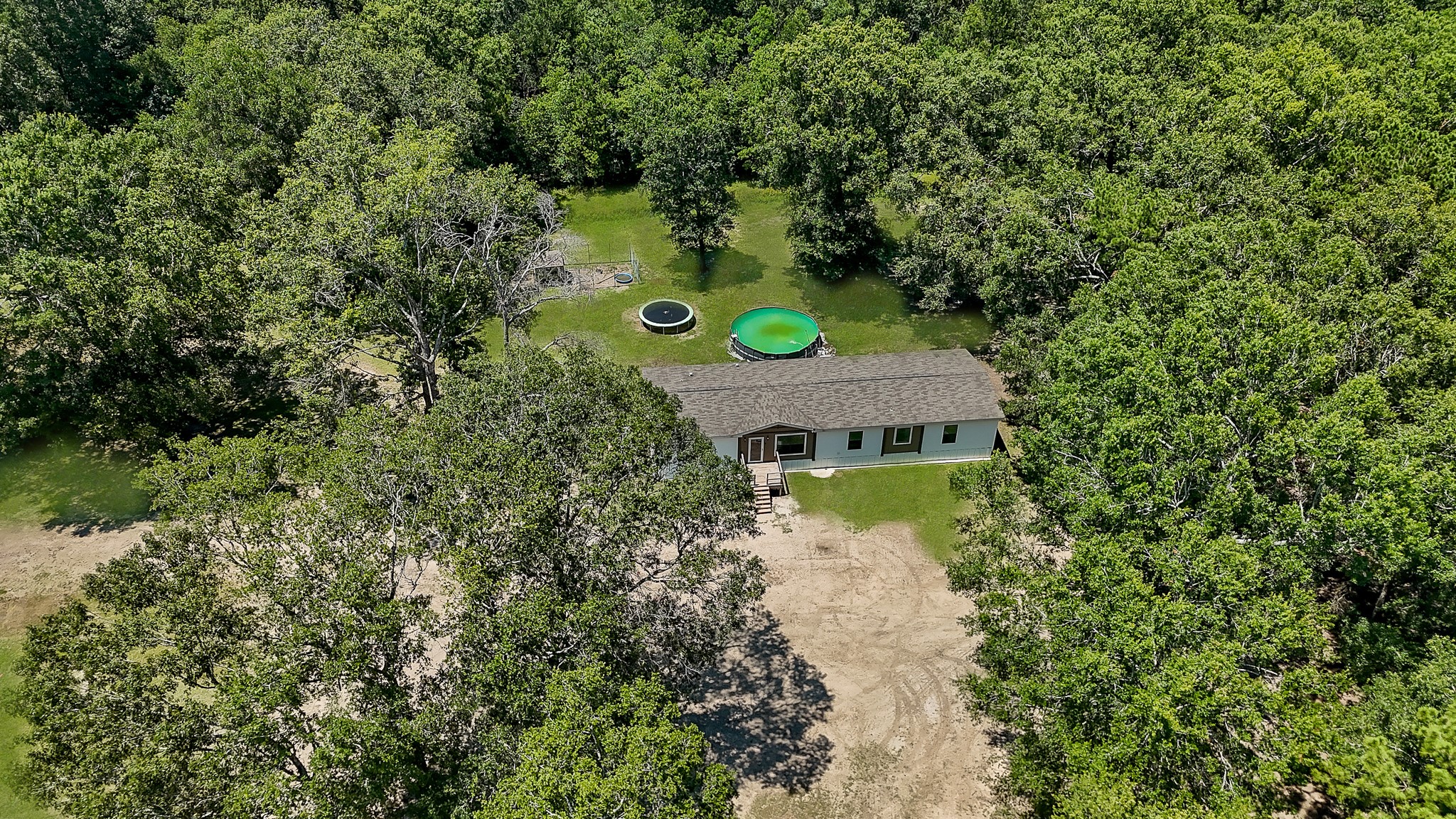39360 Highway 105 Property Photo 7