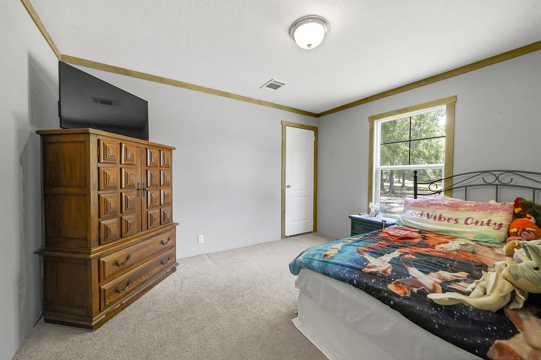 39360 Highway 105 Property Photo 18