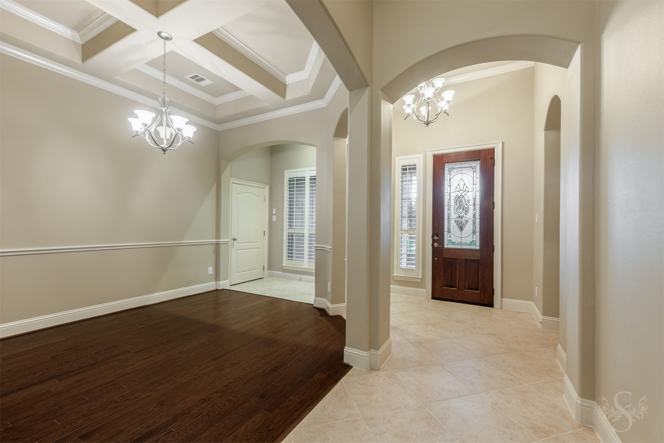 32611 Waltham Xing Property Photo 9