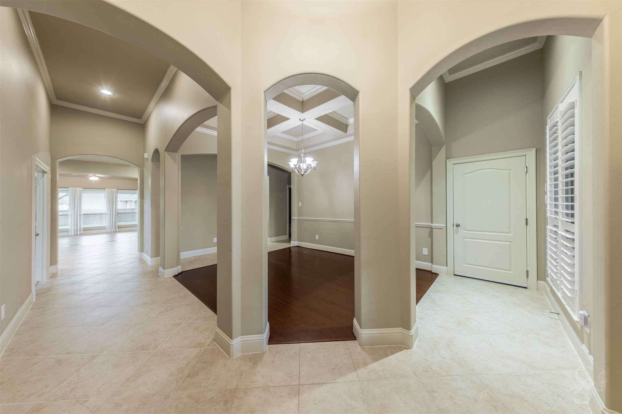 32611 Waltham Xing Property Photo 10
