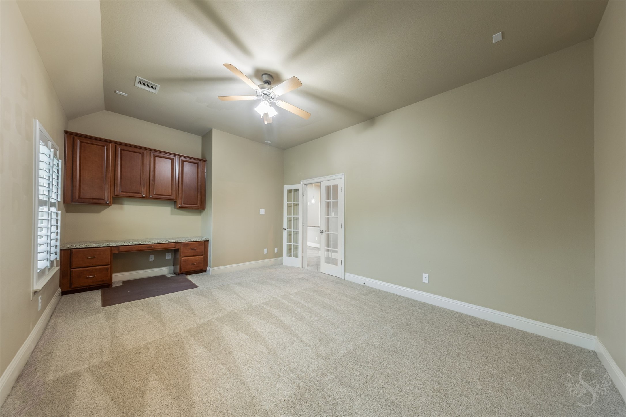 32611 Waltham Xing Property Photo 21