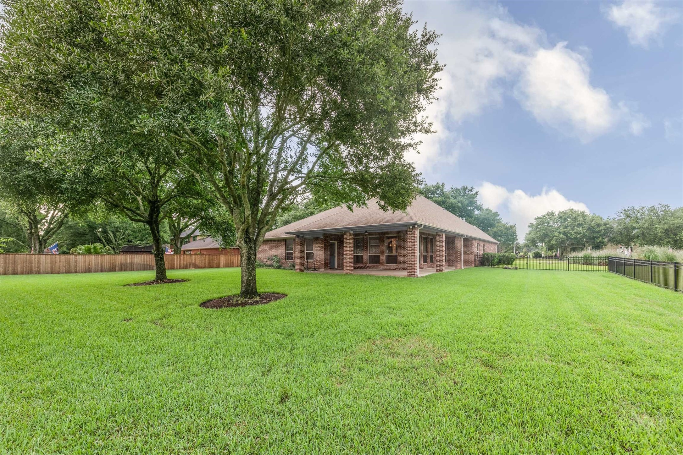 32611 Waltham Xing Property Photo 34