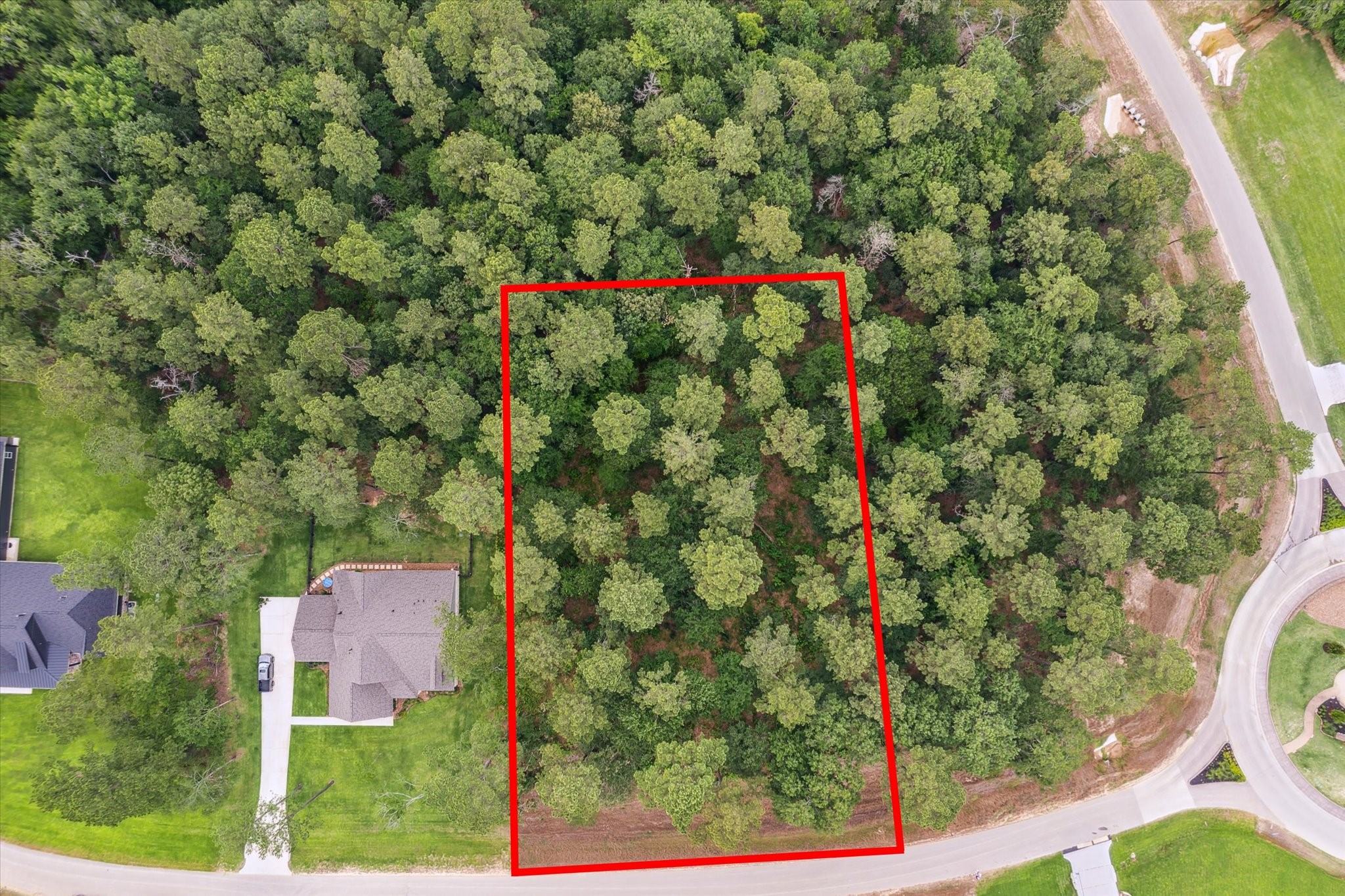 8713 Cedar Meadow Lane Property Photo 4