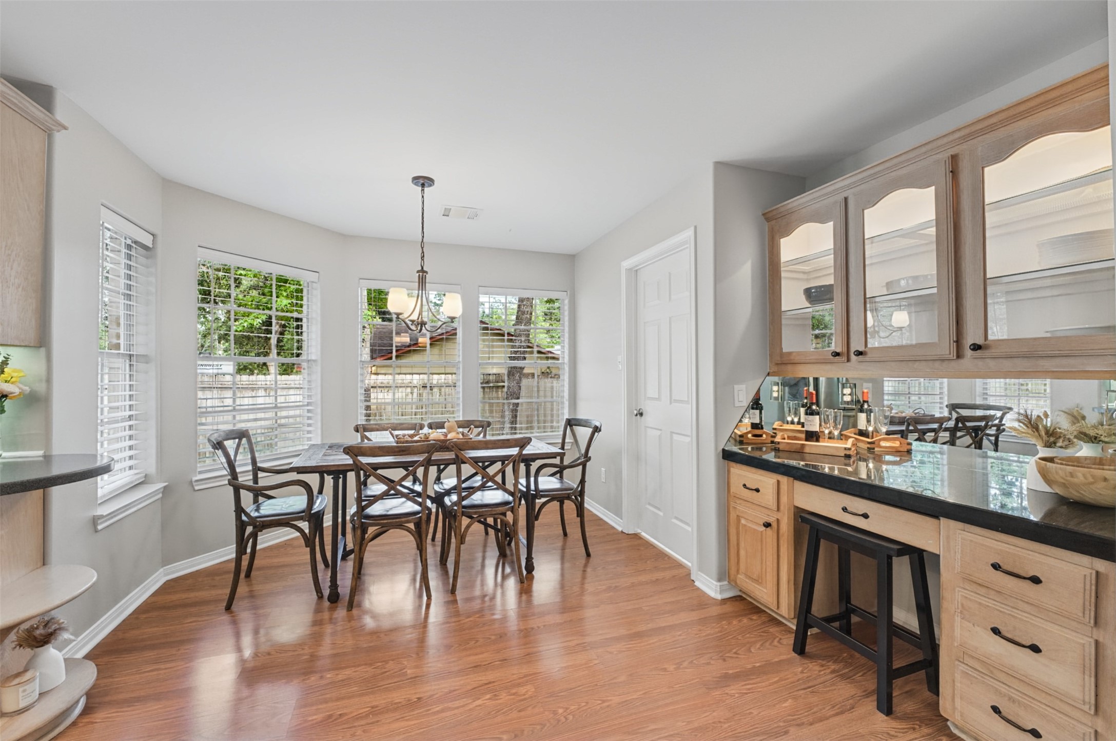 1107 Chateau Woods Parkway Drive Property Photo 14