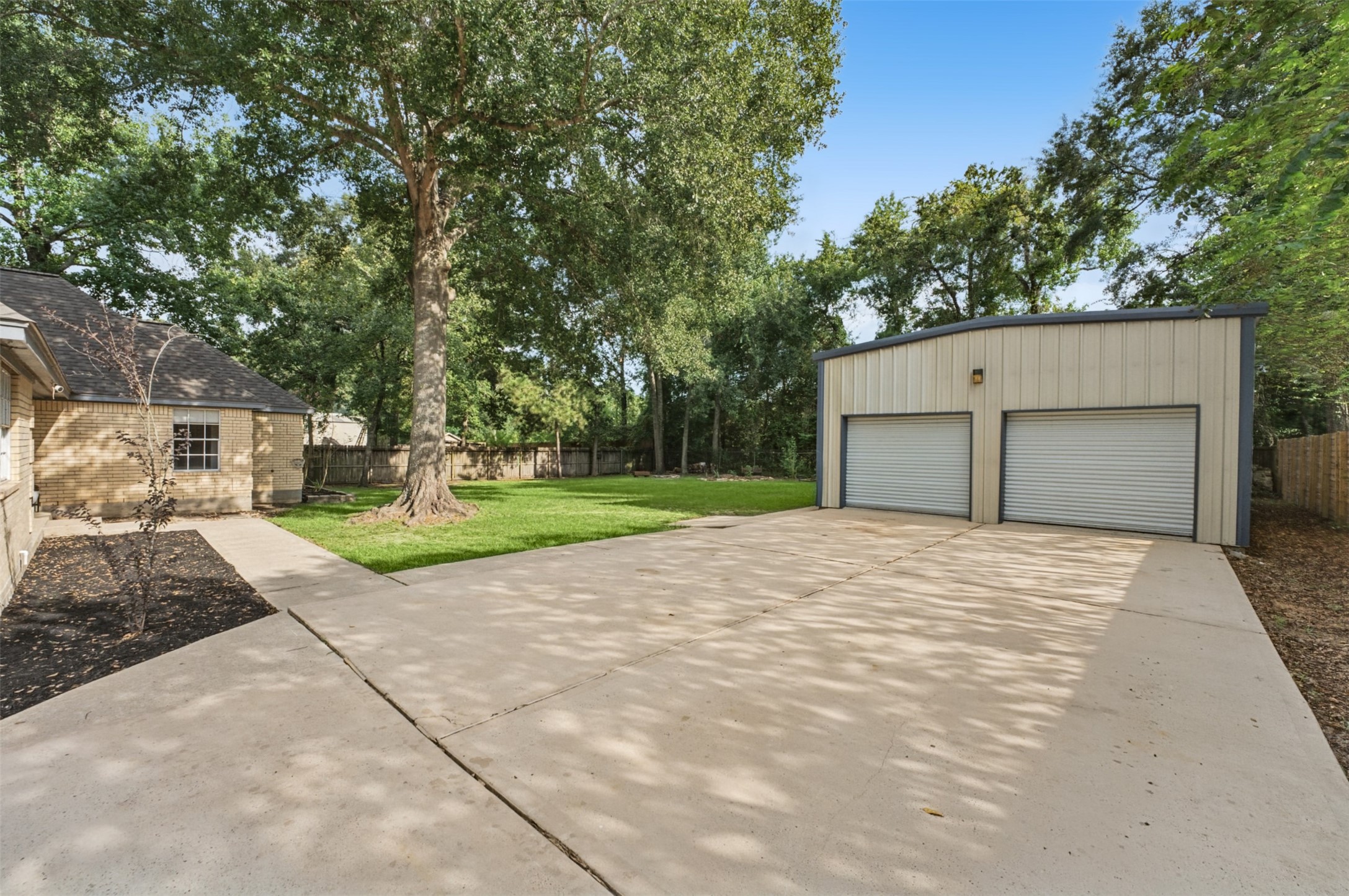 1107 Chateau Woods Parkway Drive Property Photo 28