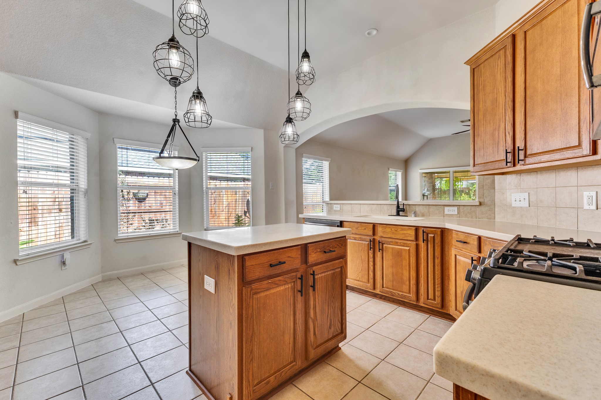 24530 Fort Path Drive Property Photo 10