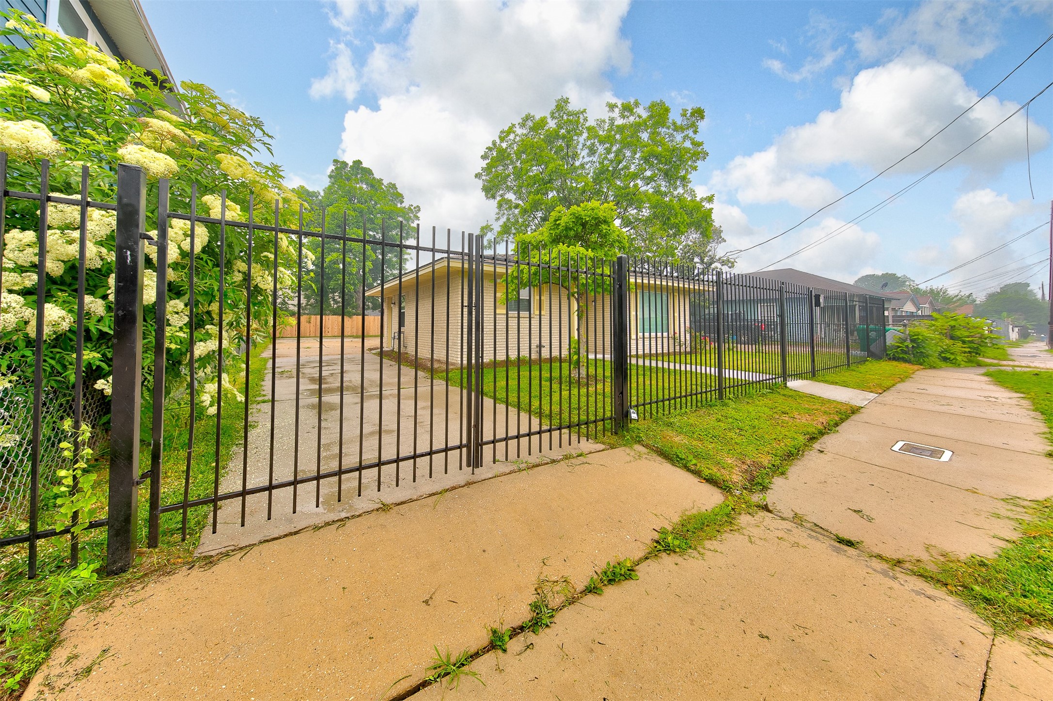7732 Avenue I Property Photo 2