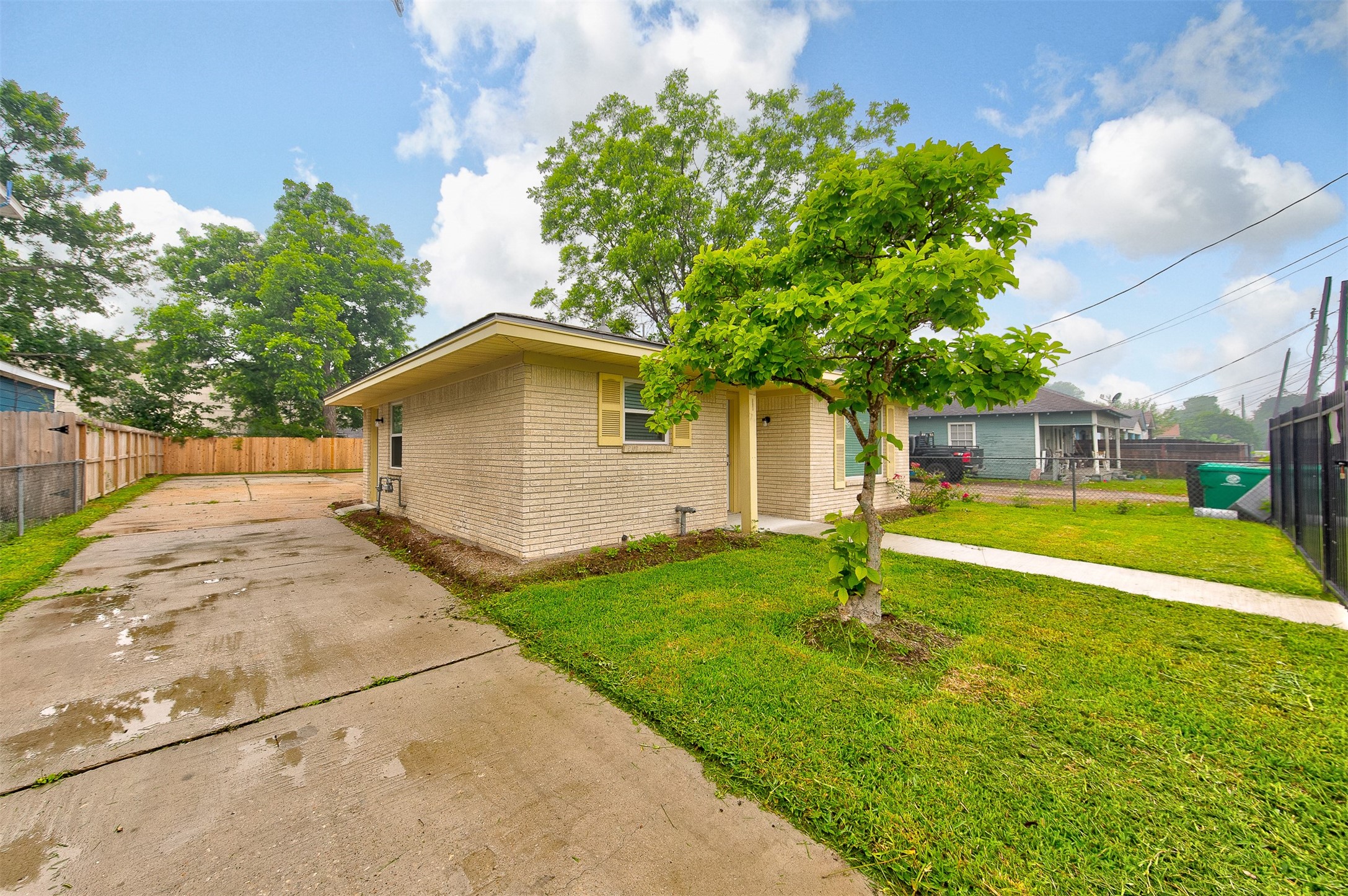 7732 Avenue I Property Photo 4