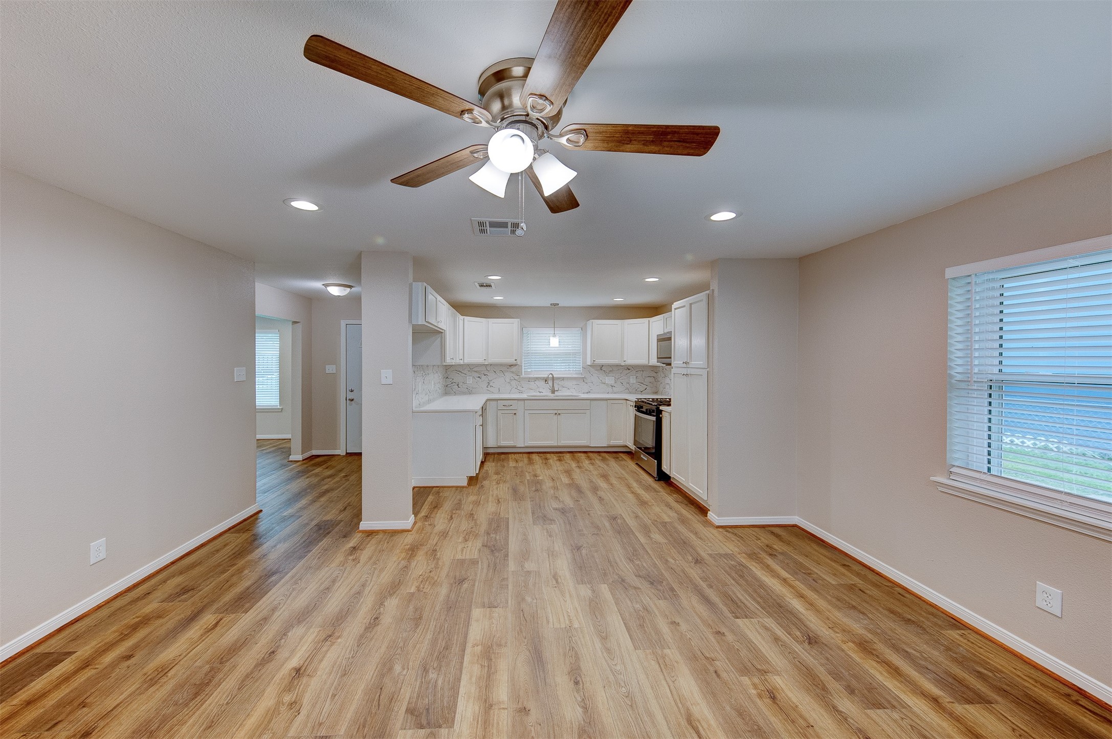 7732 Avenue I Property Photo 6