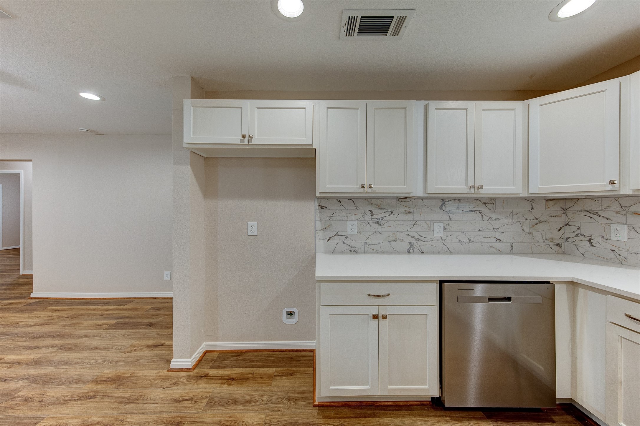 7732 Avenue I Property Photo 9