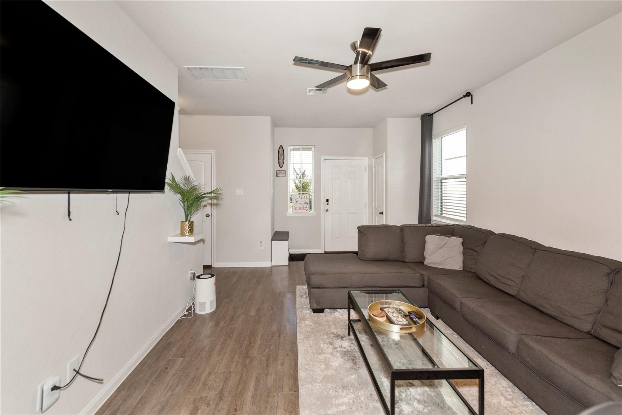 3544 Wooded Lane Property Photo 6