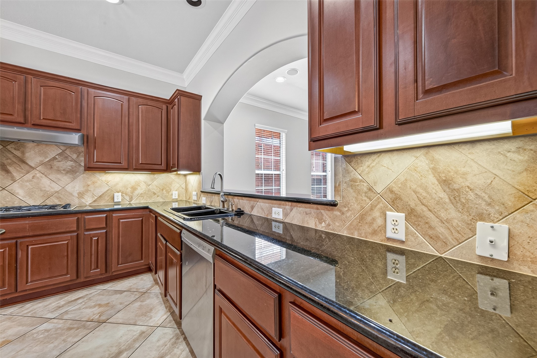 13318 Olive Trail Property Photo 8