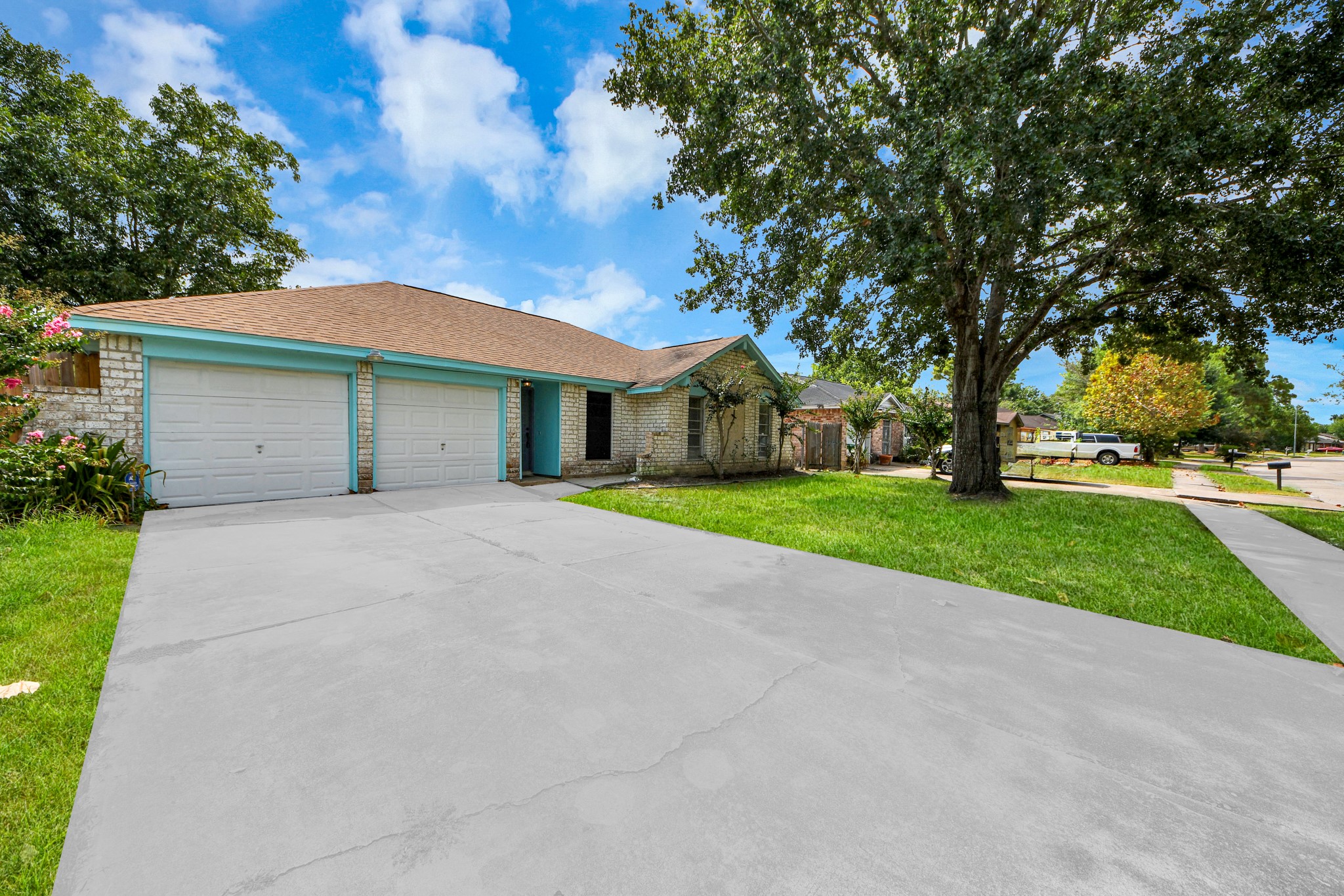 4830 Ridgestone Street Property Photo 3