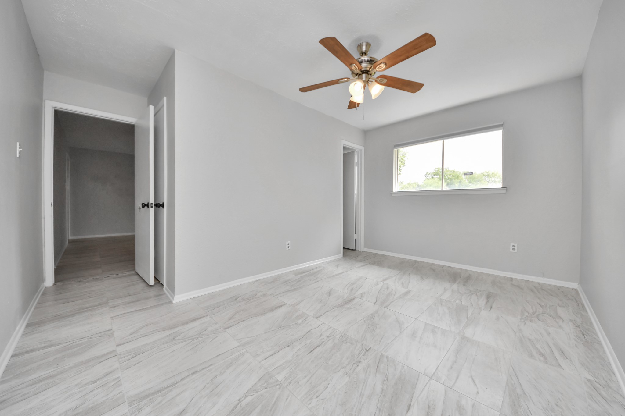 4830 Ridgestone Street Property Photo 18