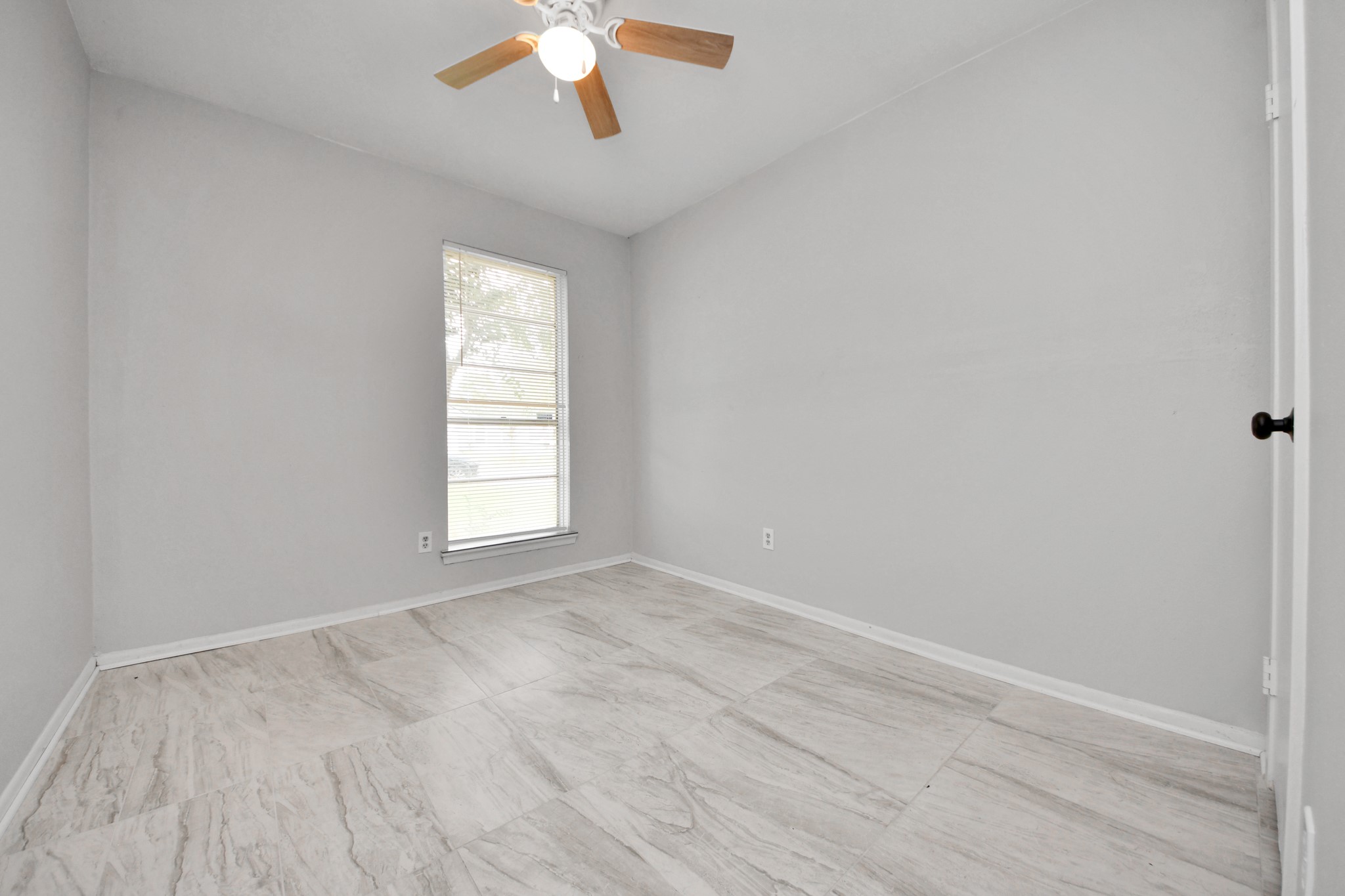 4830 Ridgestone Street Property Photo 25
