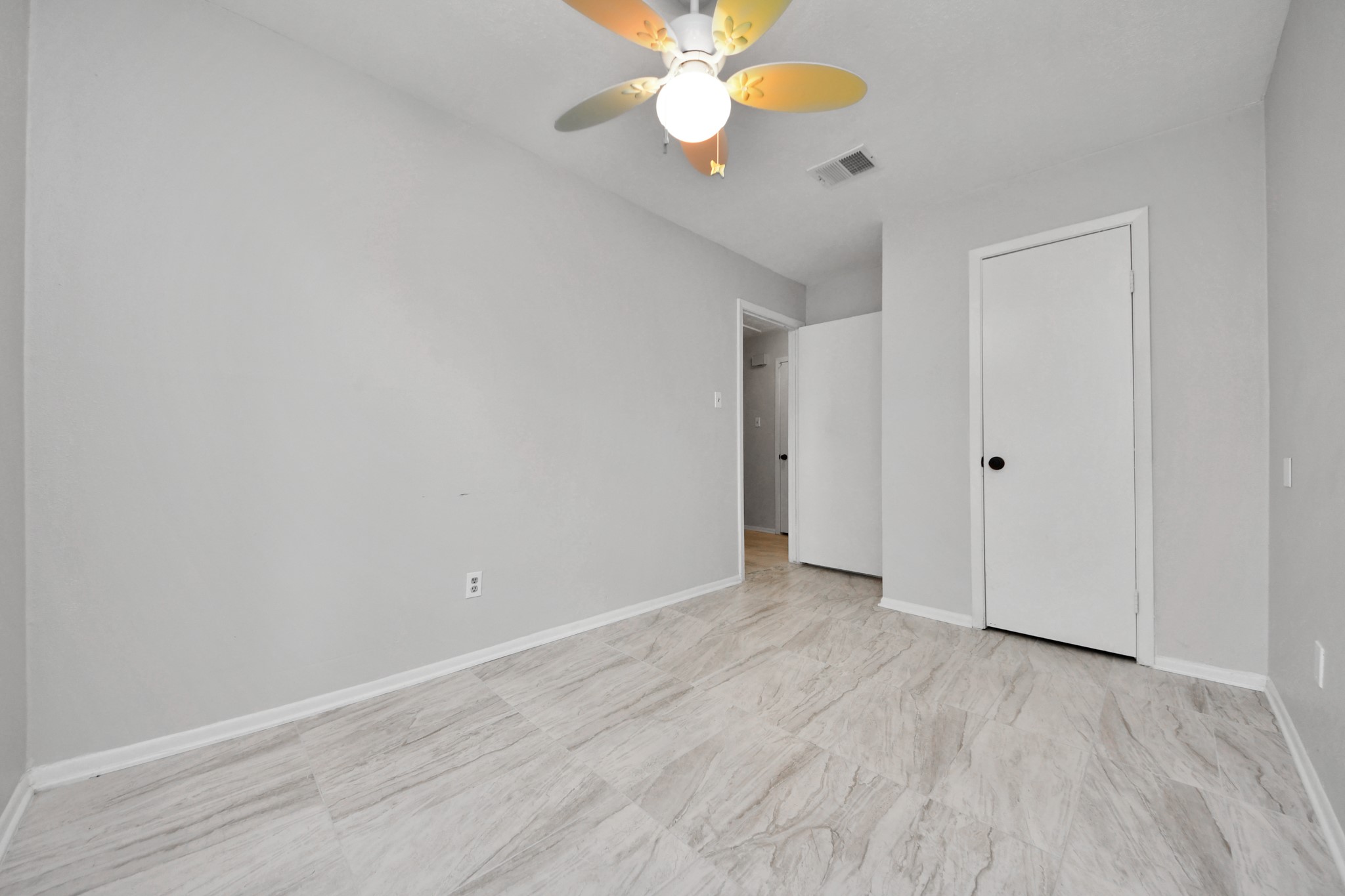 4830 Ridgestone Street Property Photo 27