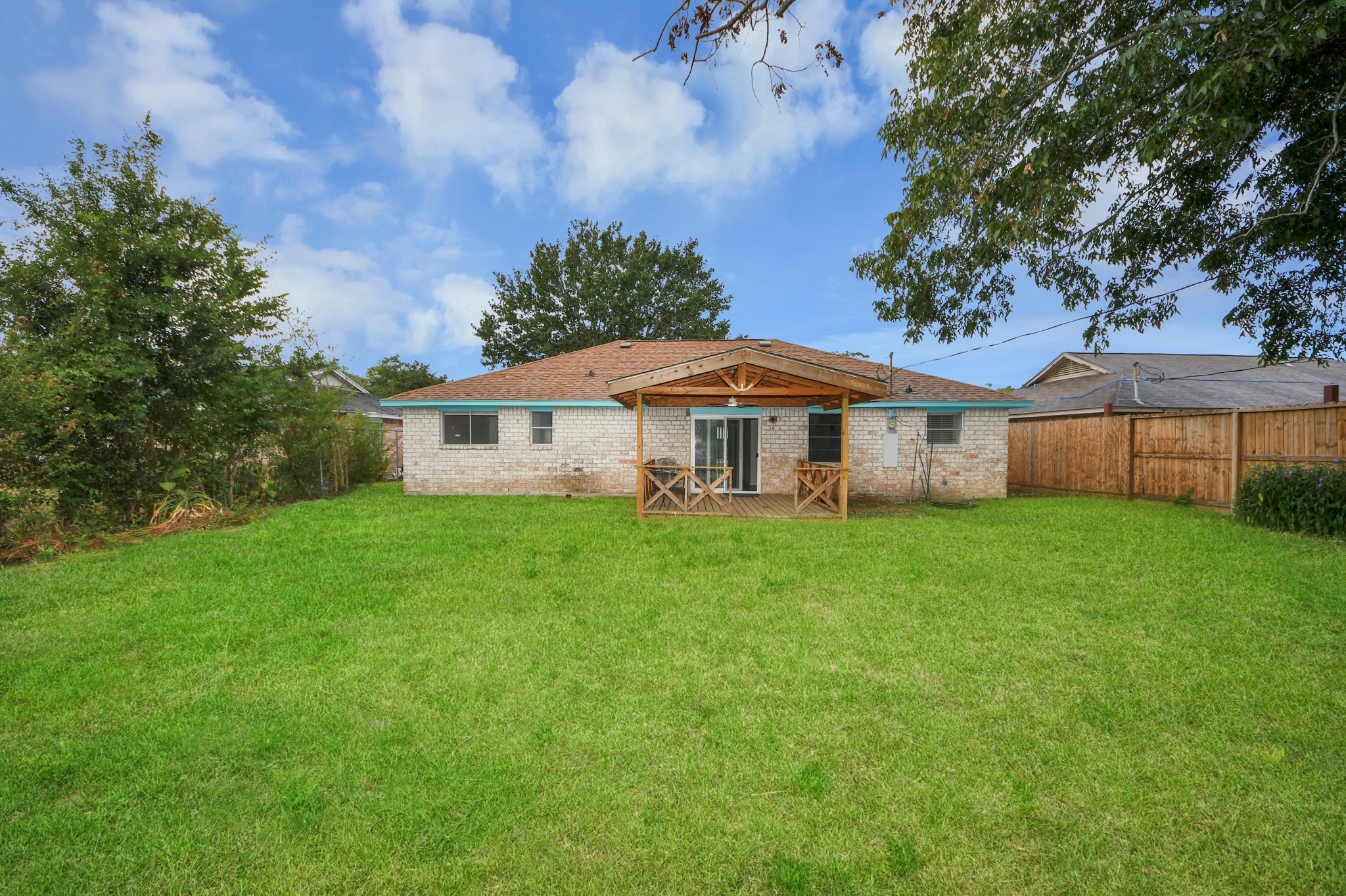 4830 Ridgestone Street Property Photo 36