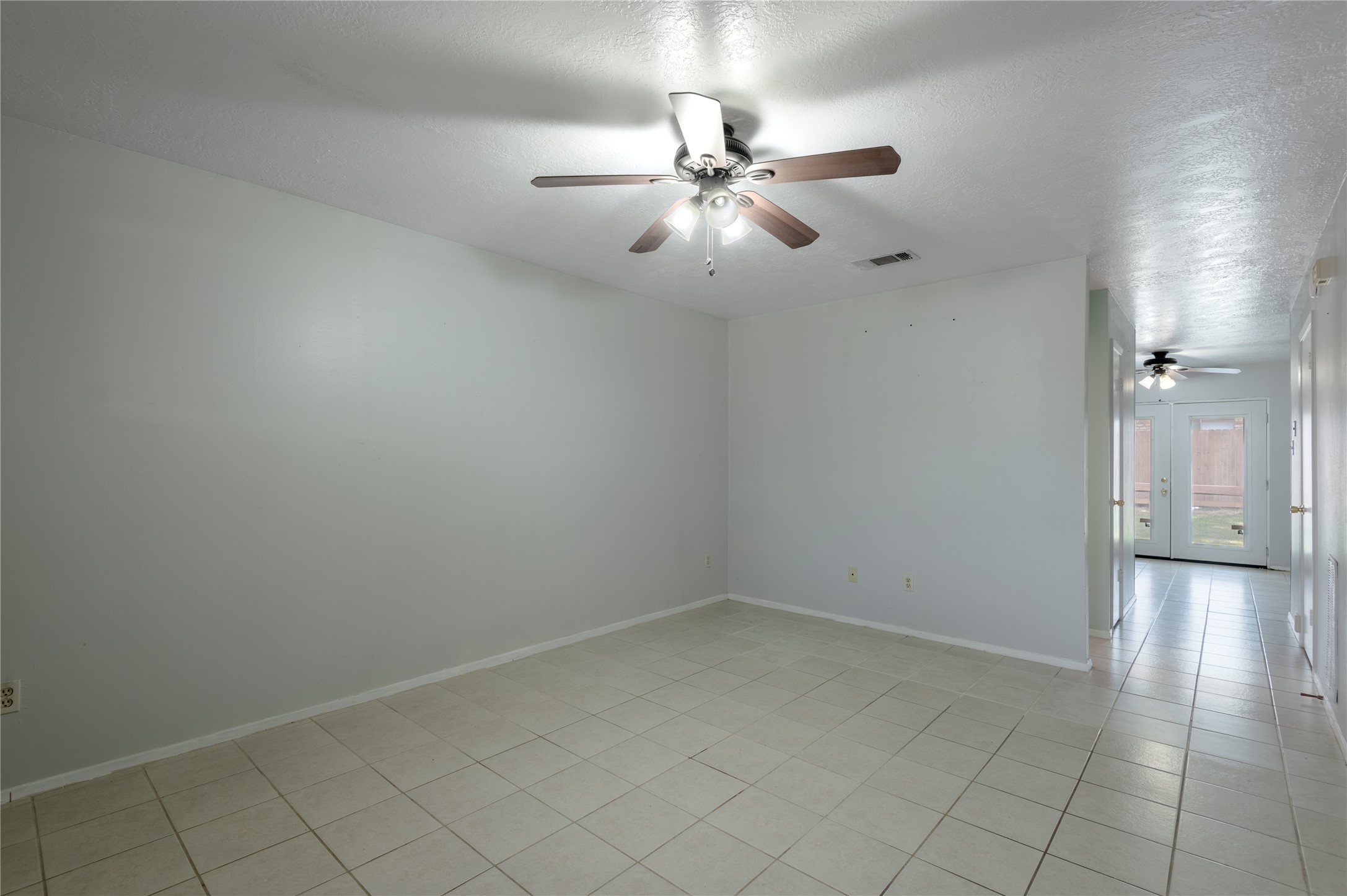 2521 Crosstimbers Street B1 Property Photo 7