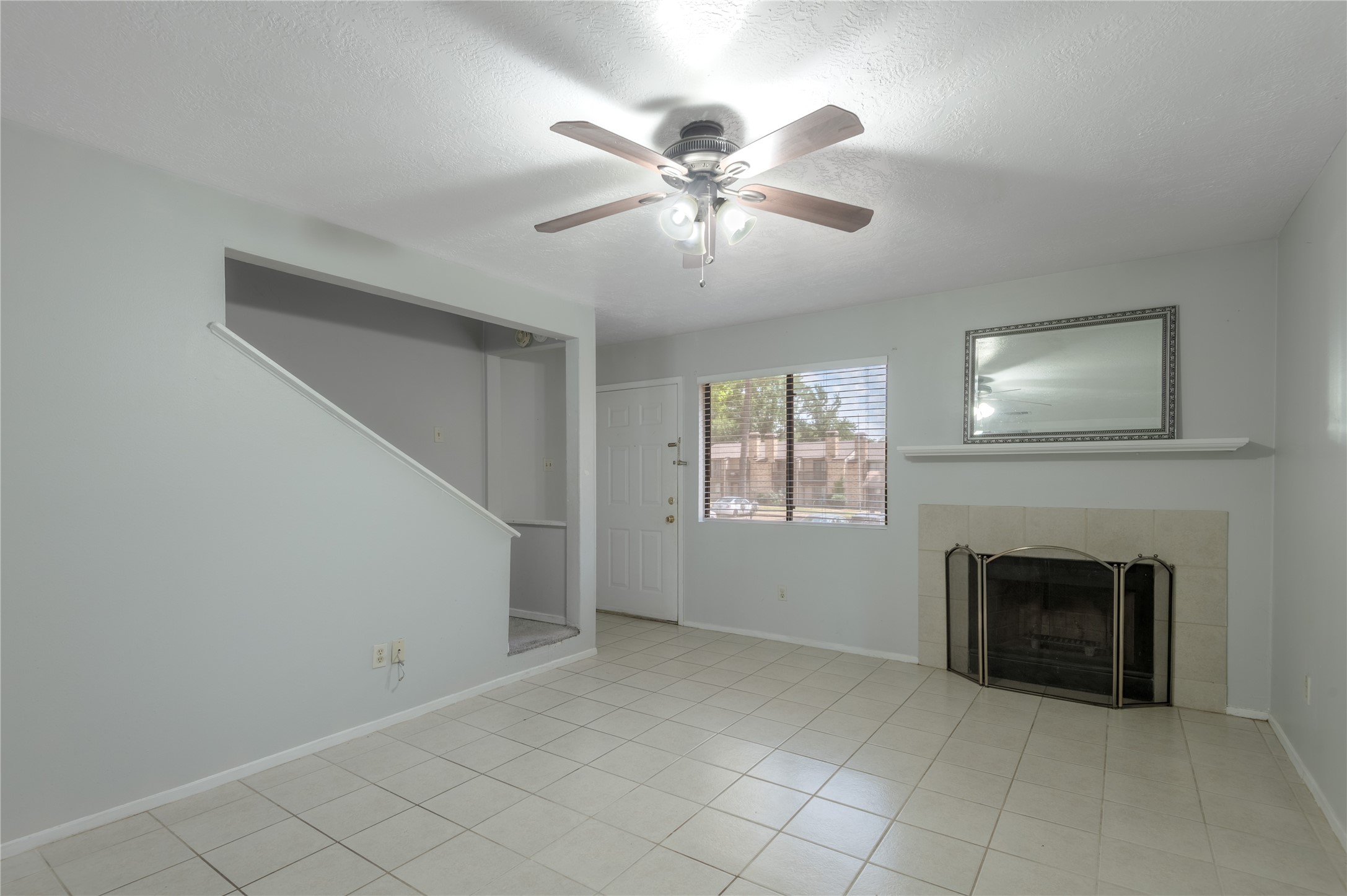 2521 Crosstimbers Street B1 Property Photo 9