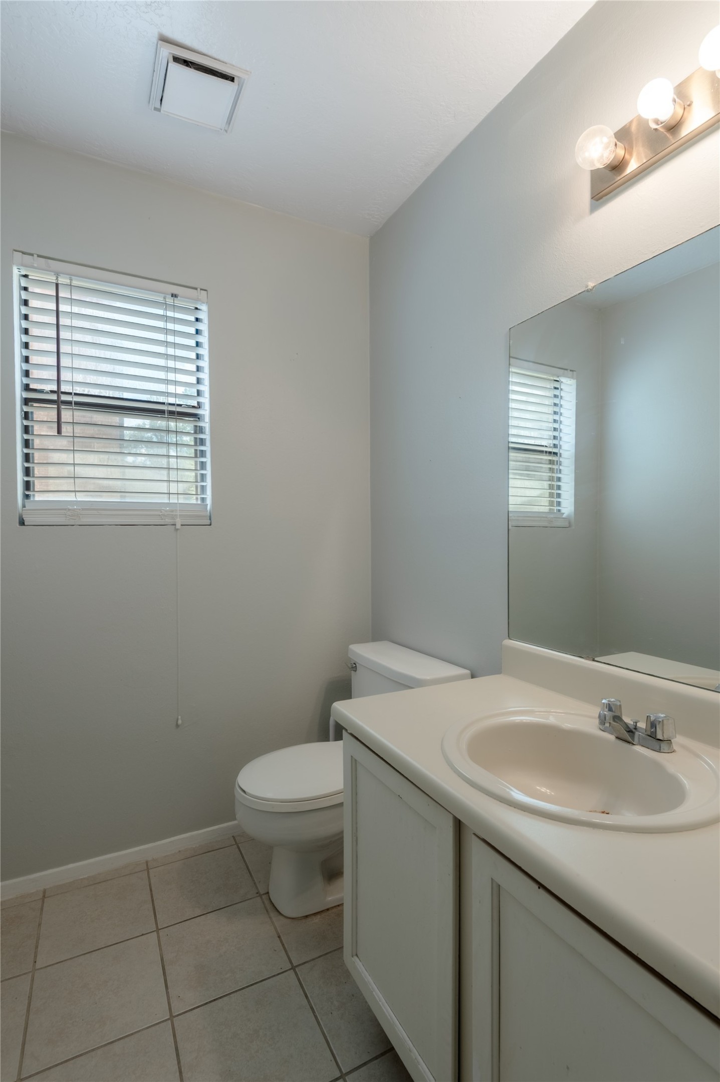 2521 Crosstimbers Street B1 Property Photo 11
