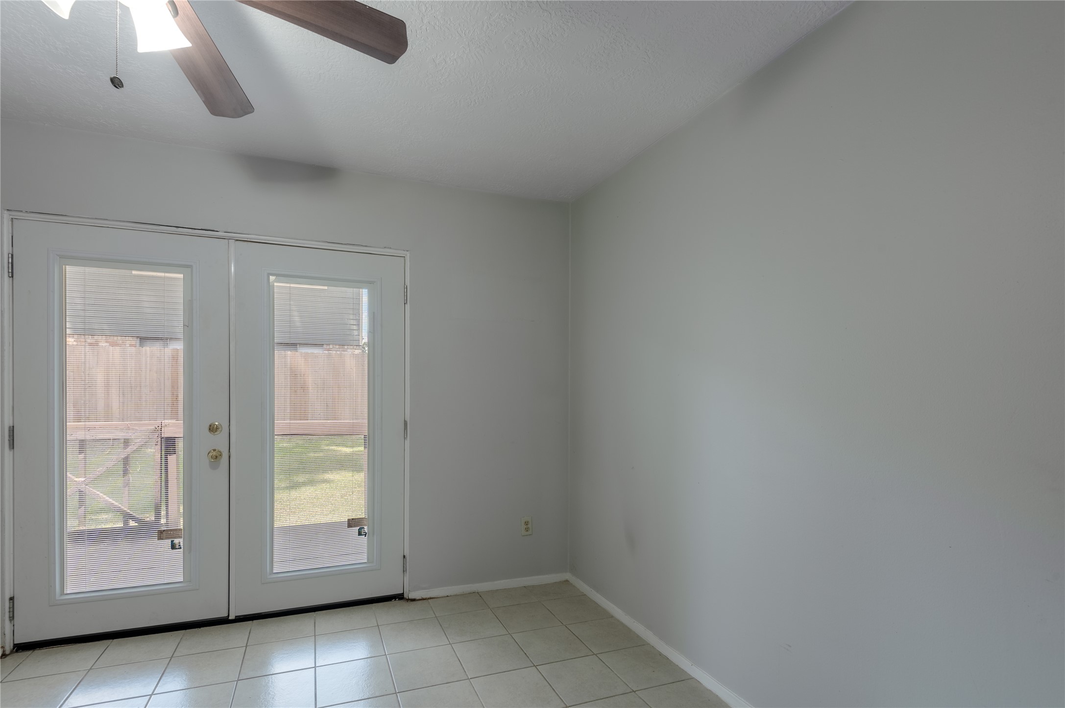 2521 Crosstimbers Street B1 Property Photo 12