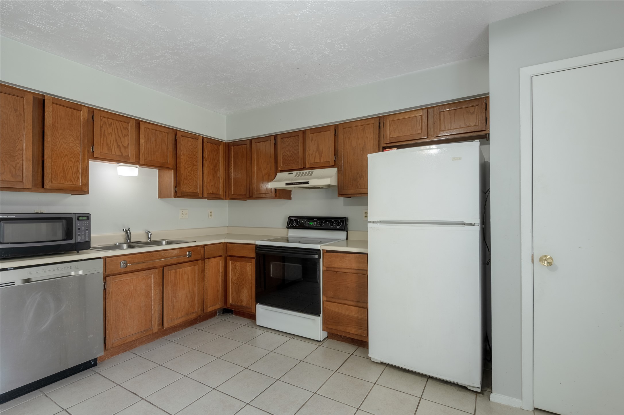 2521 Crosstimbers Street B1 Property Photo 15