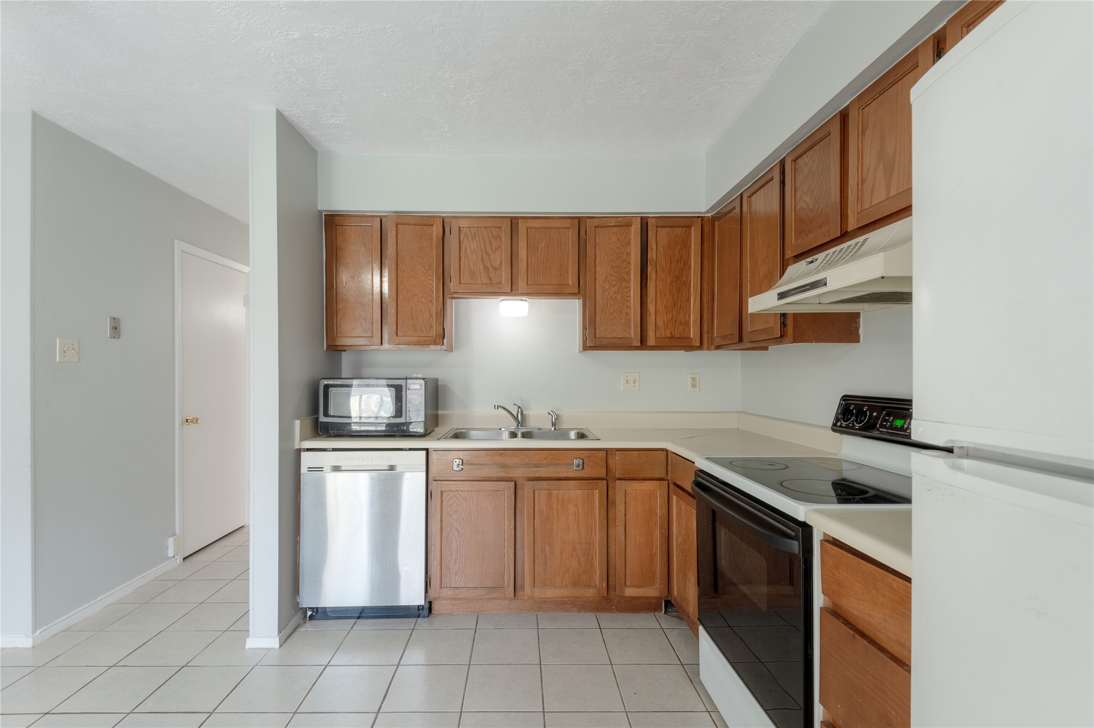 2521 Crosstimbers Street B1 Property Photo 16