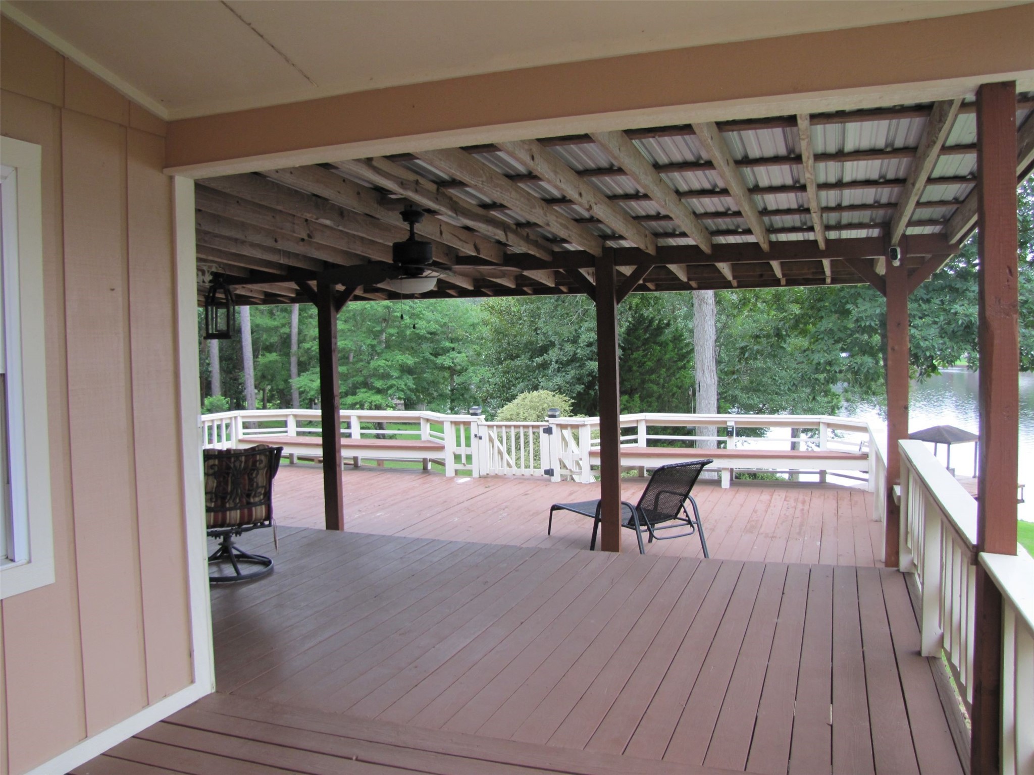 364 Charmaine Drive E Property Photo 19