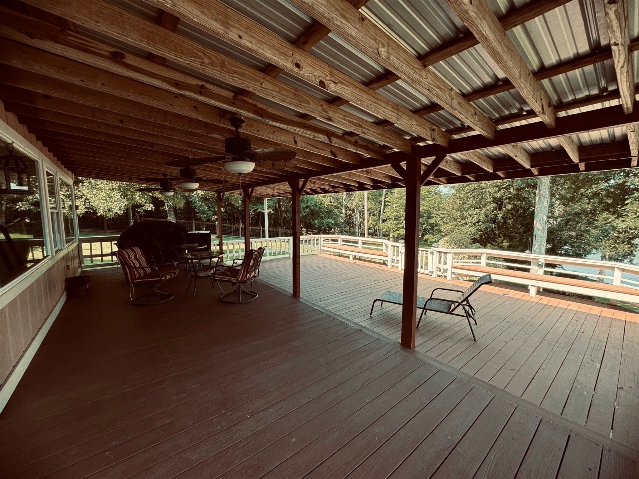 364 Charmaine Drive E Property Photo 23