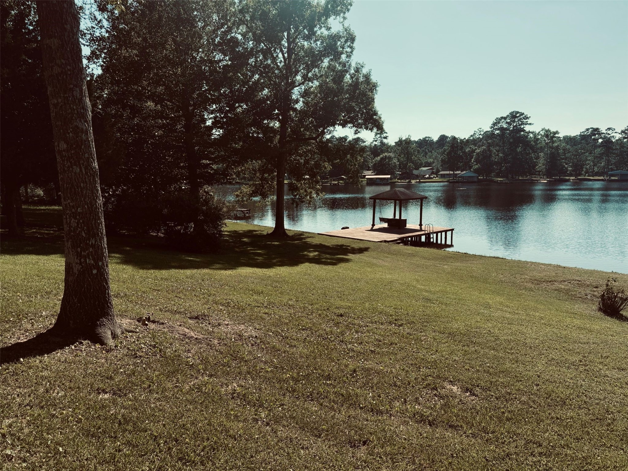 364 Charmaine Drive E Property Photo 29