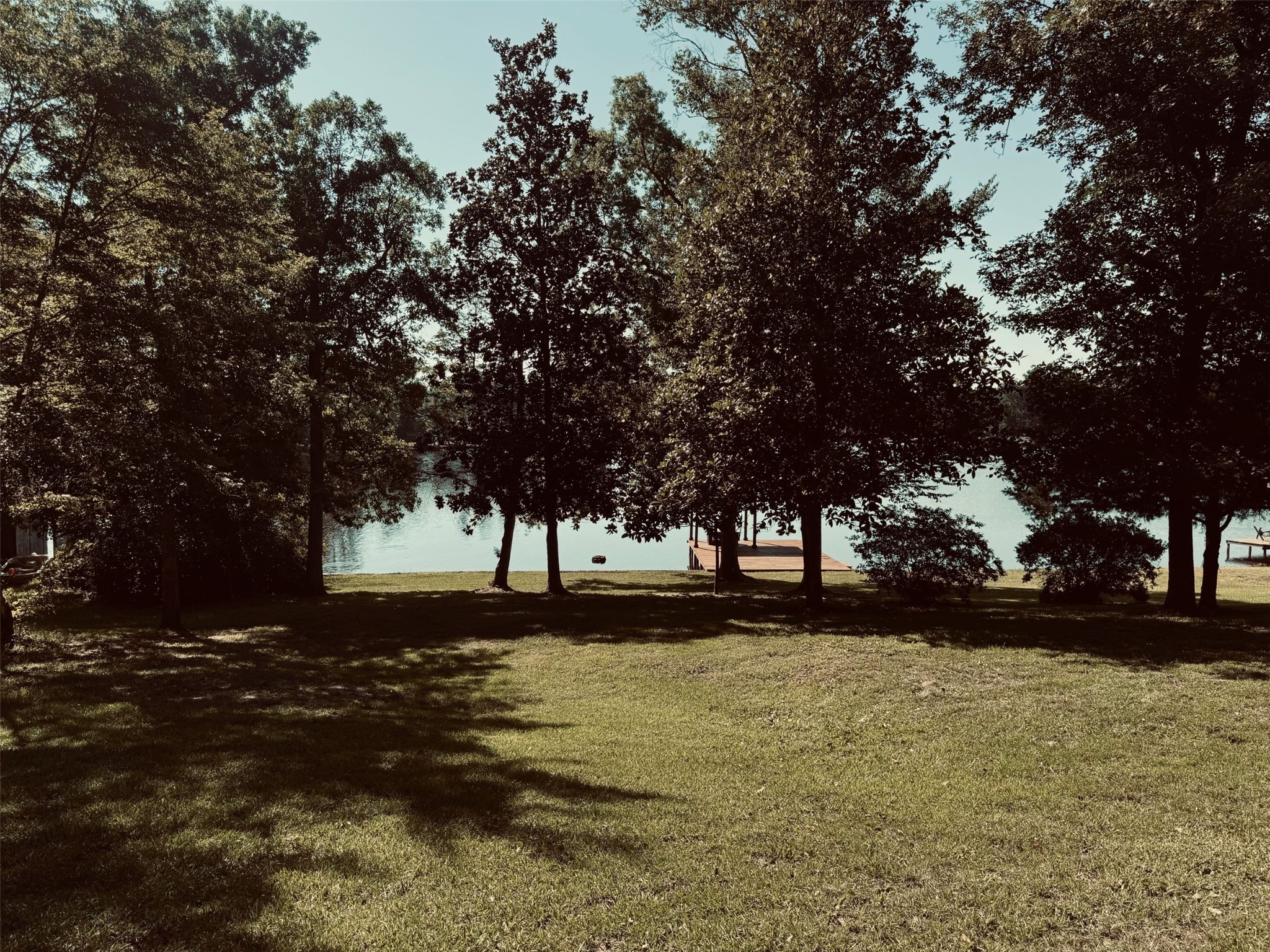 364 Charmaine Drive E Property Photo 31