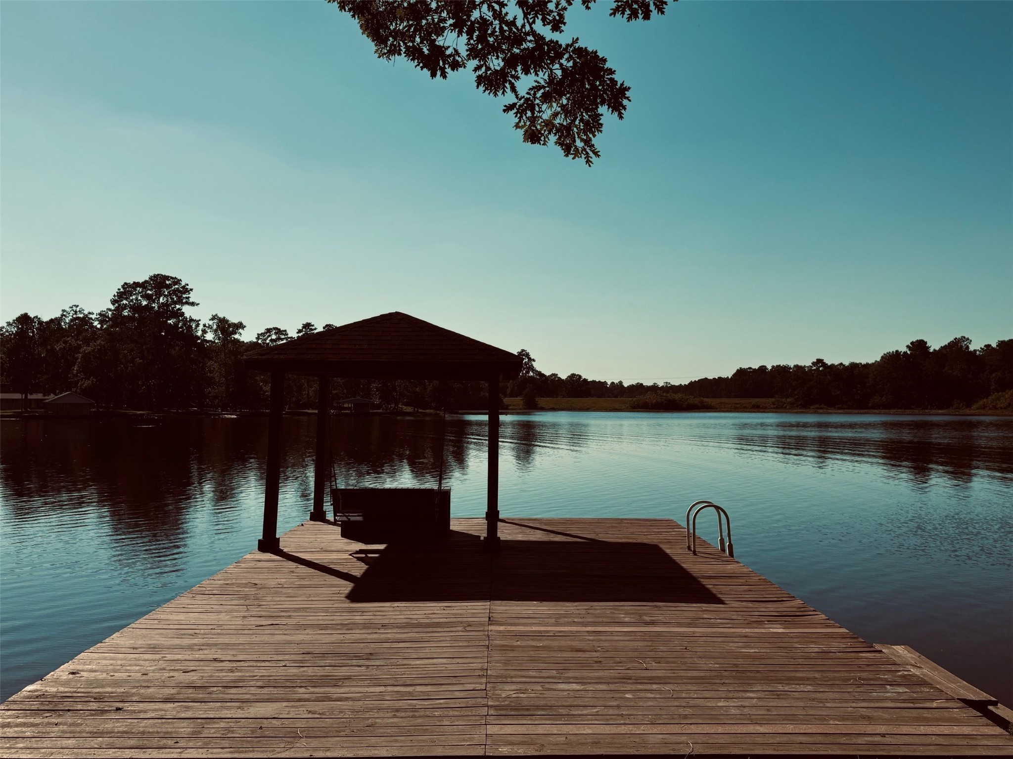 364 Charmaine Drive E Property Photo 36