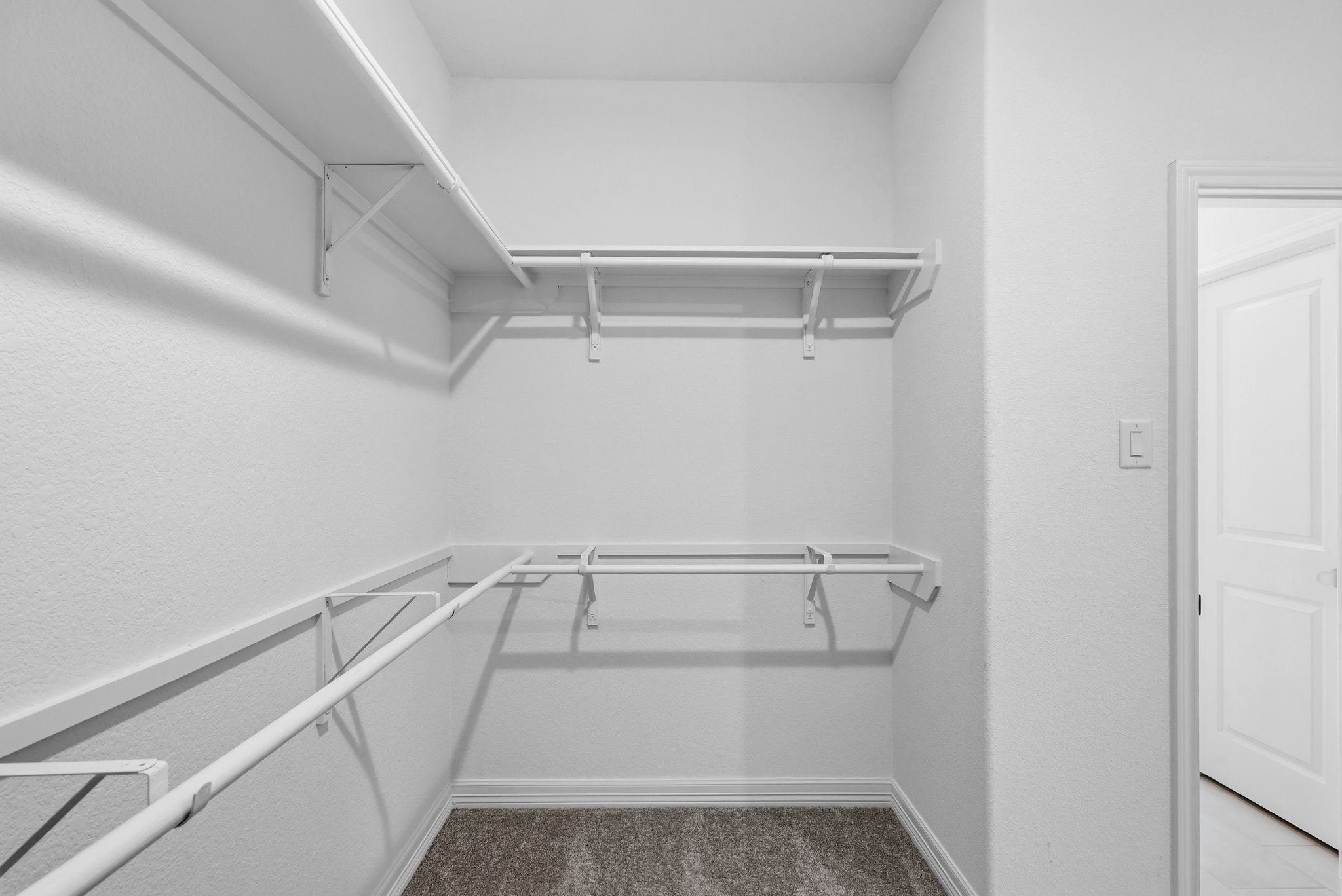 14806 Mission Avenue Property Photo 9