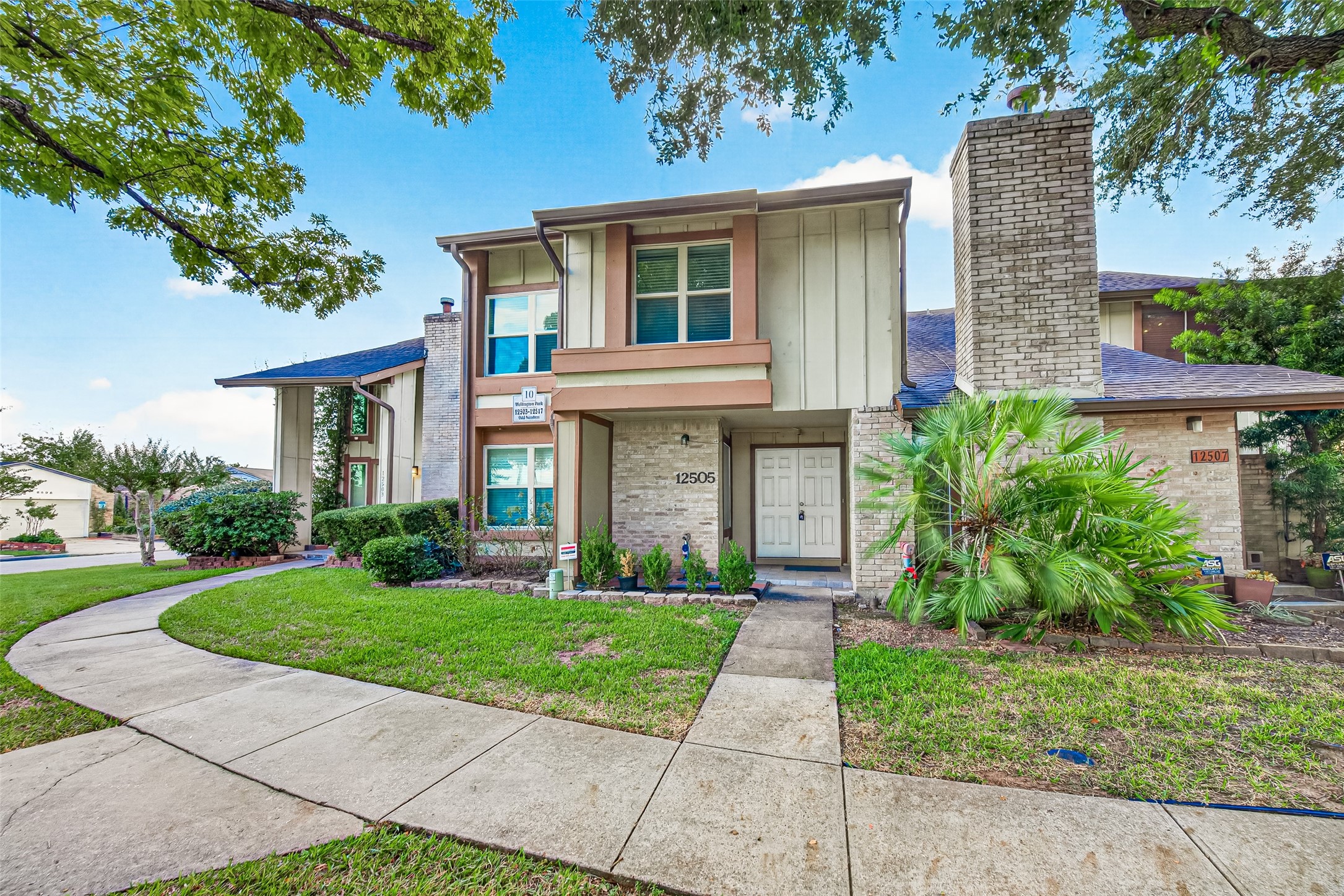 12505 Wellington Park Drive Property Photo 1
