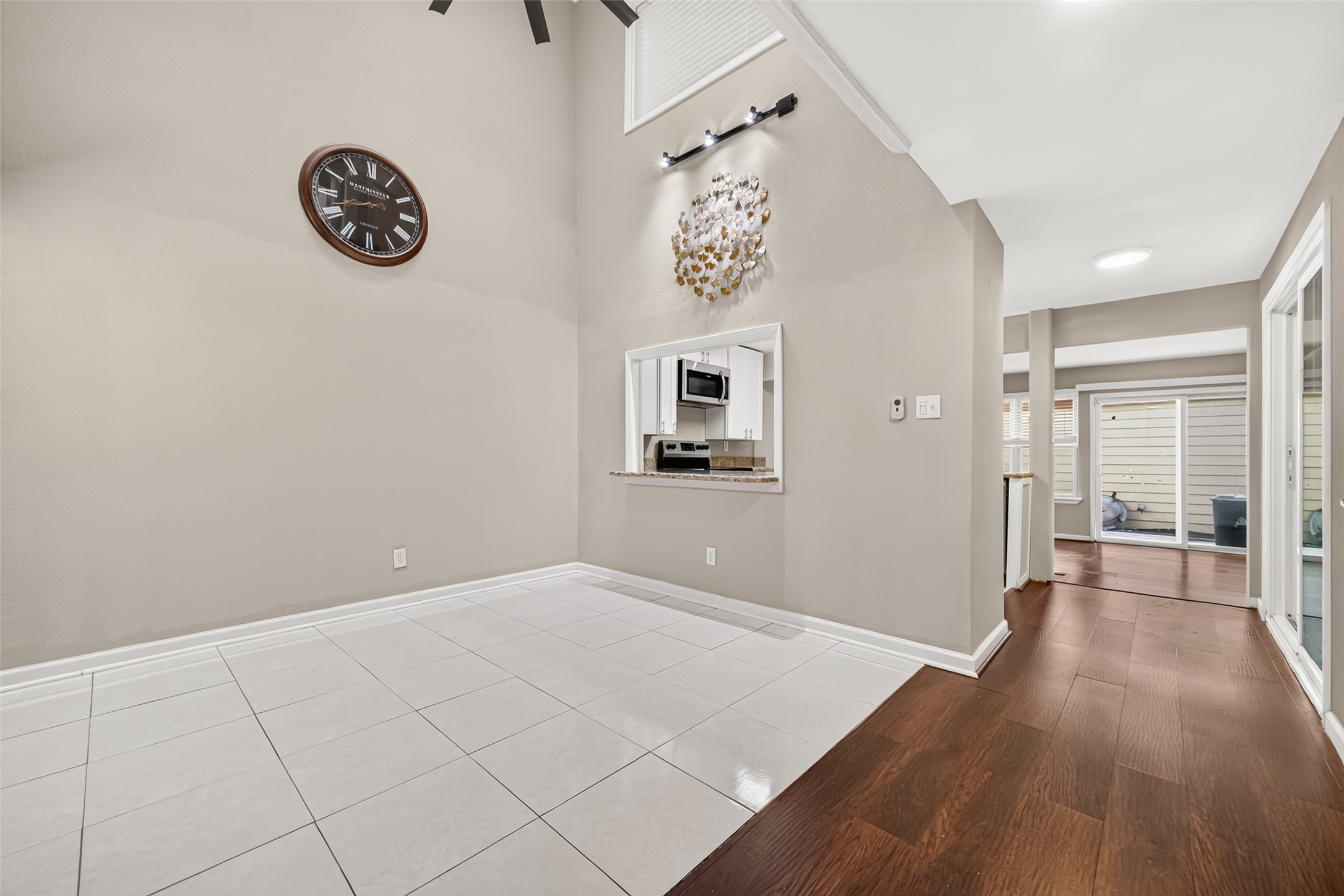 12505 Wellington Park Drive Property Photo 14