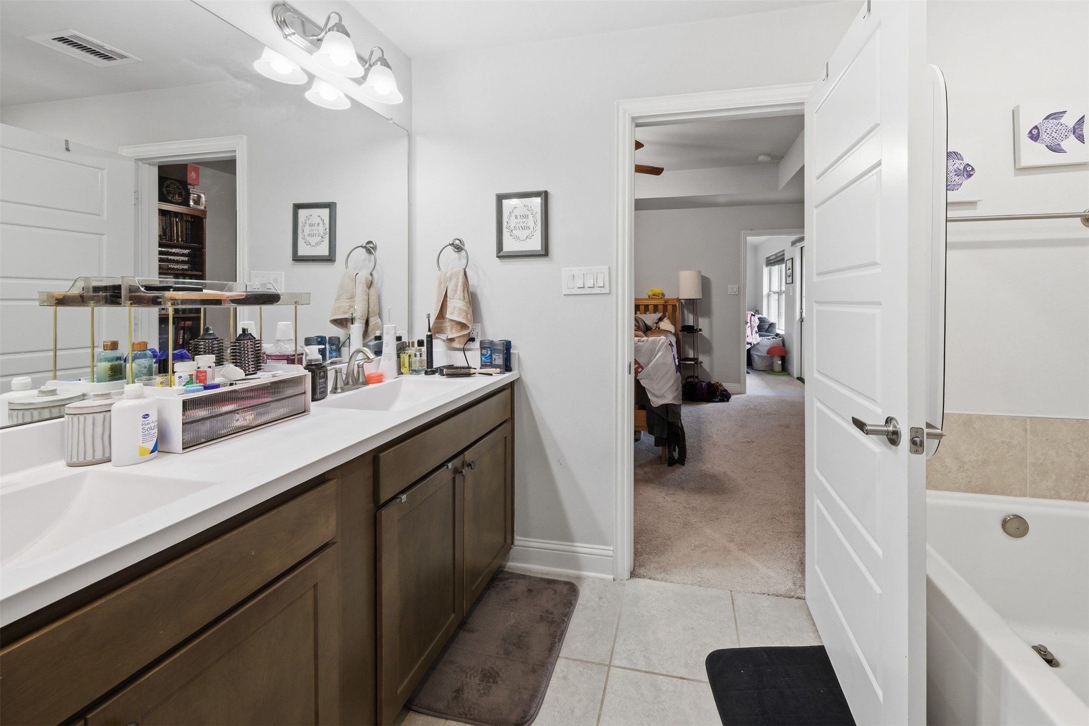 490 Terra Vista Circle Property Photo 12