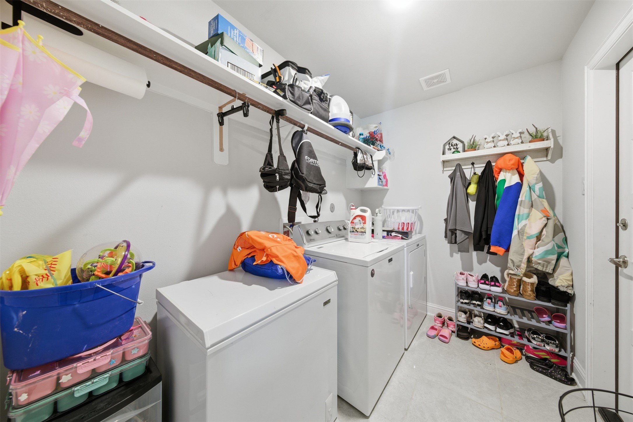 490 Terra Vista Circle Property Photo 19
