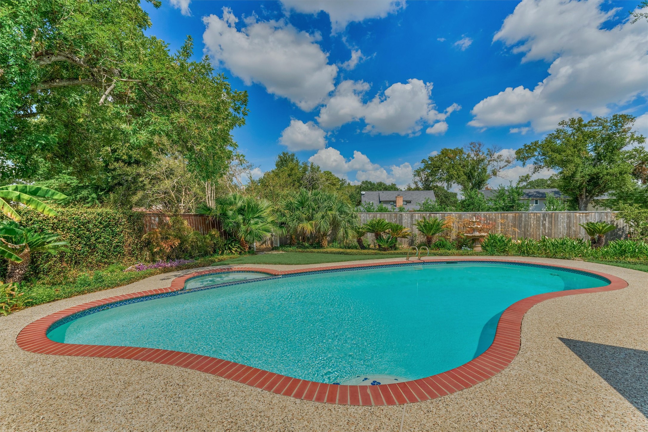 15606 Australia Street Property Photo 2