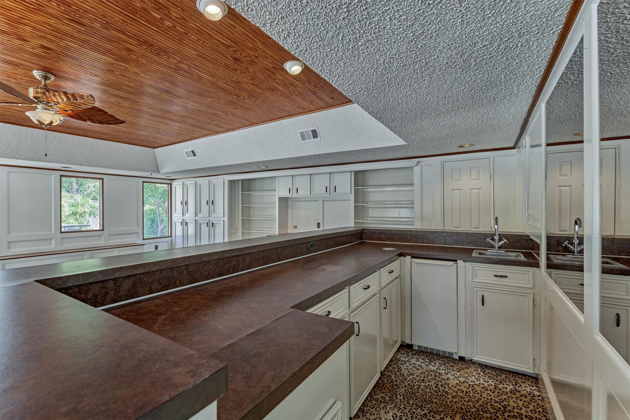15606 Australia Street Property Photo 26