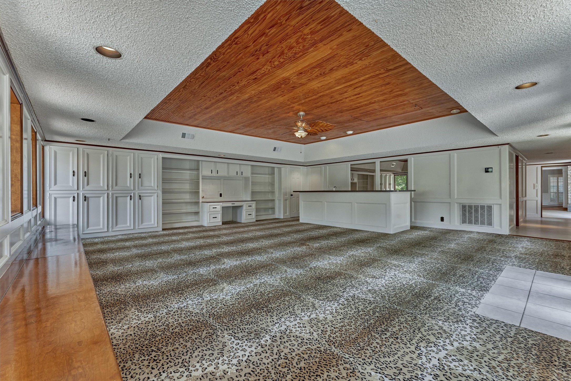 15606 Australia Street Property Photo 28