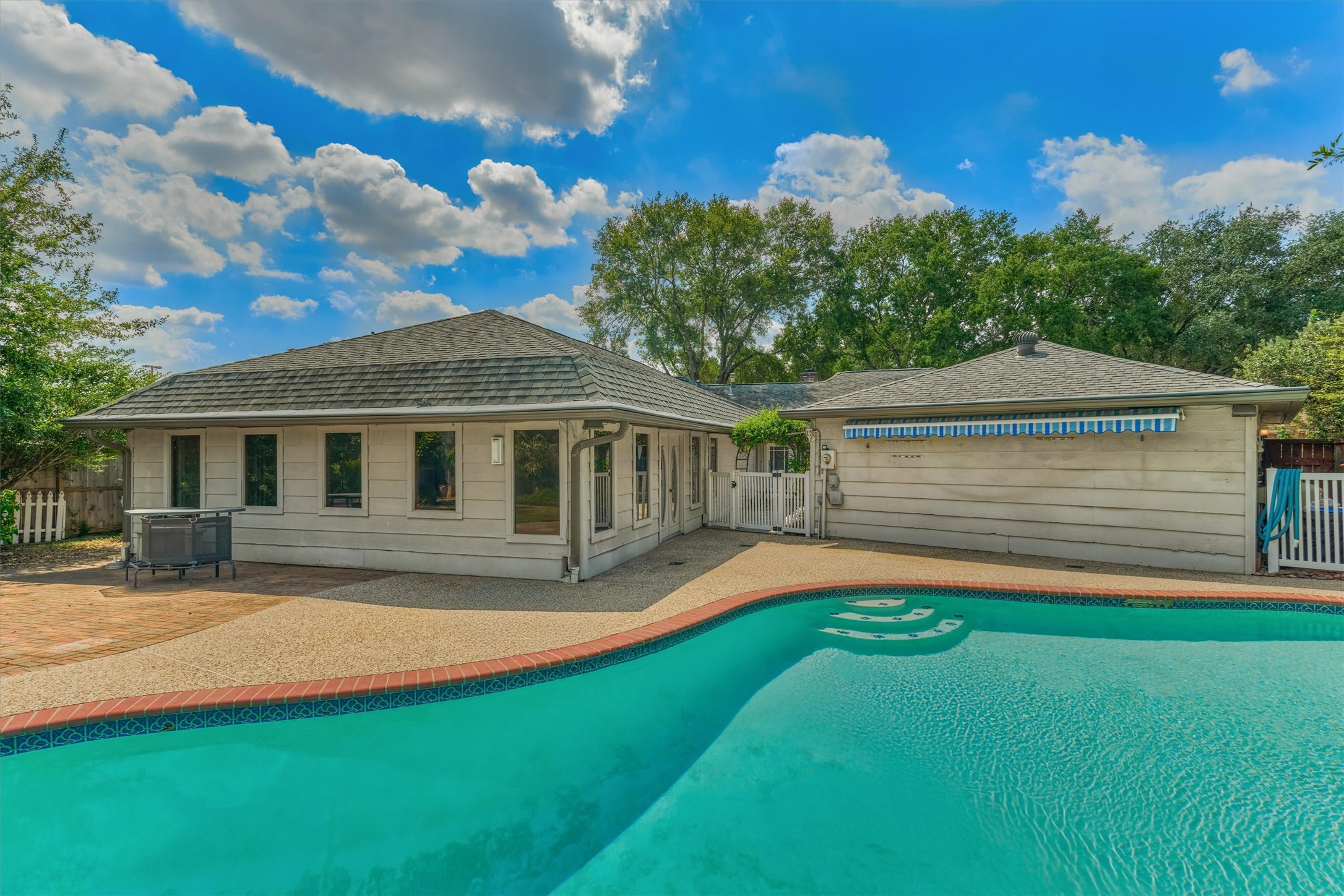 15606 Australia Street Property Photo 32