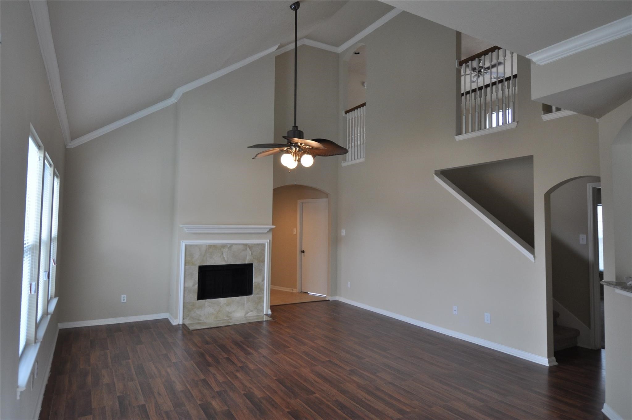 5823 Ridgebluff Lane Property Photo 2