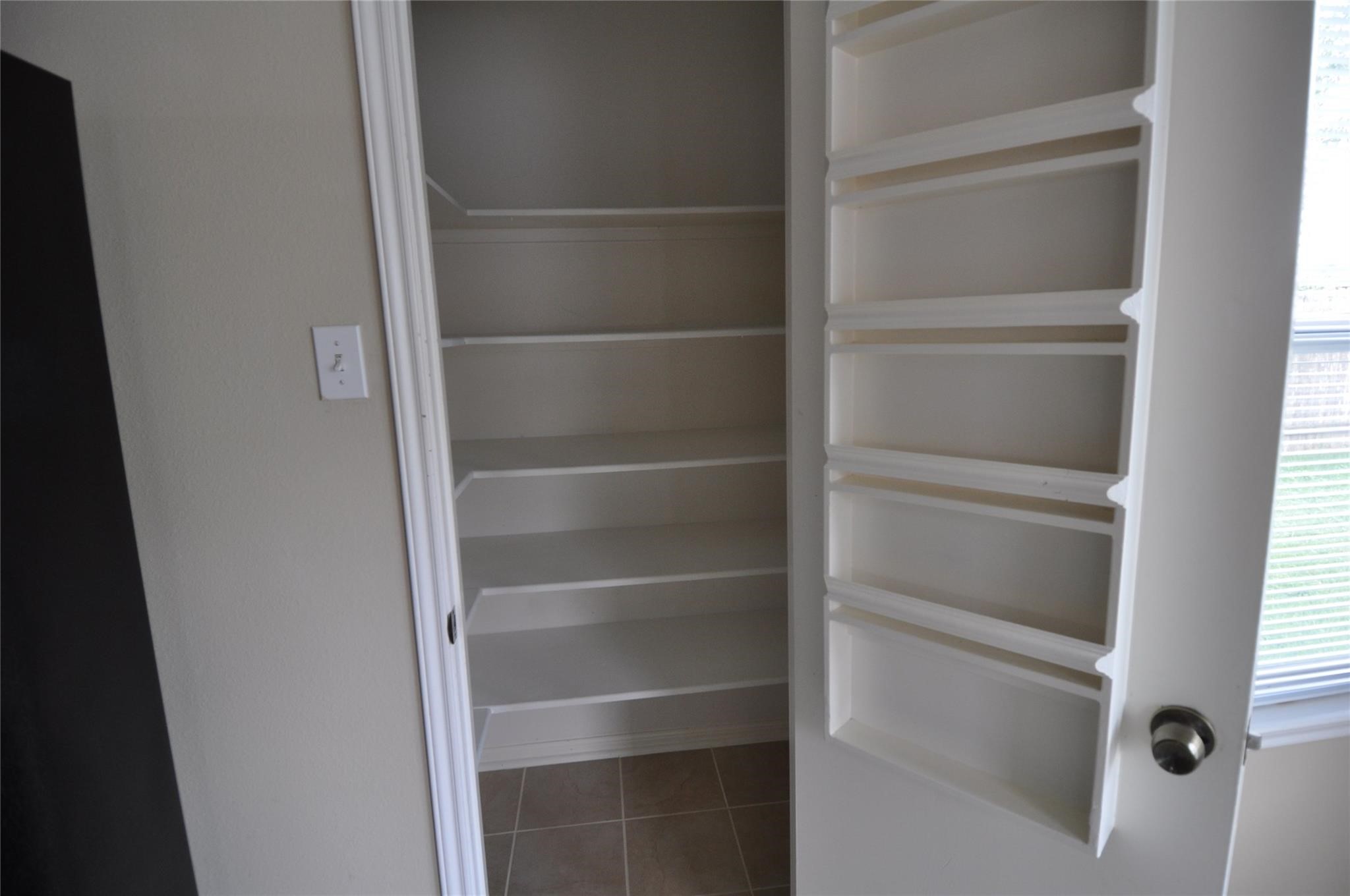 5823 Ridgebluff Lane Property Photo 8